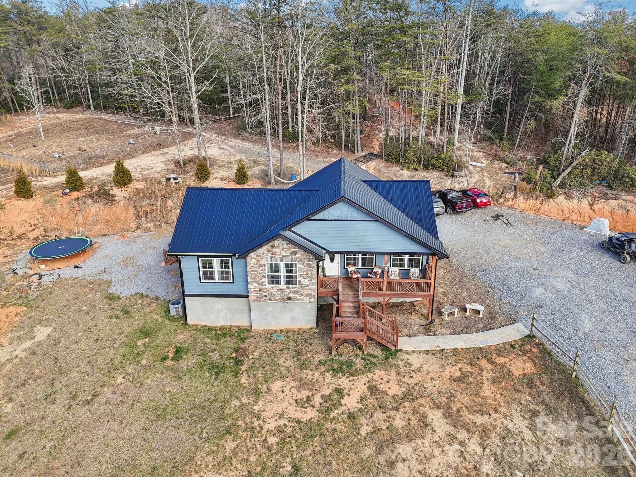 301 Mcginnis Drive — Old Fort