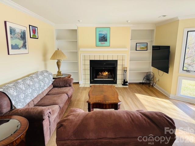 121 Burning Tree Lane #121 — Flat Rock
