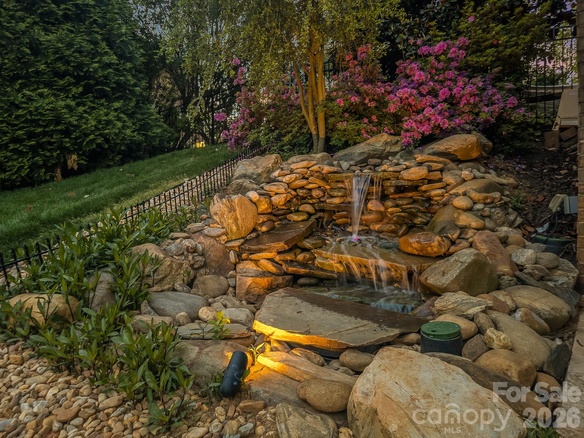9433 Stonebridge Way — Mint Hill