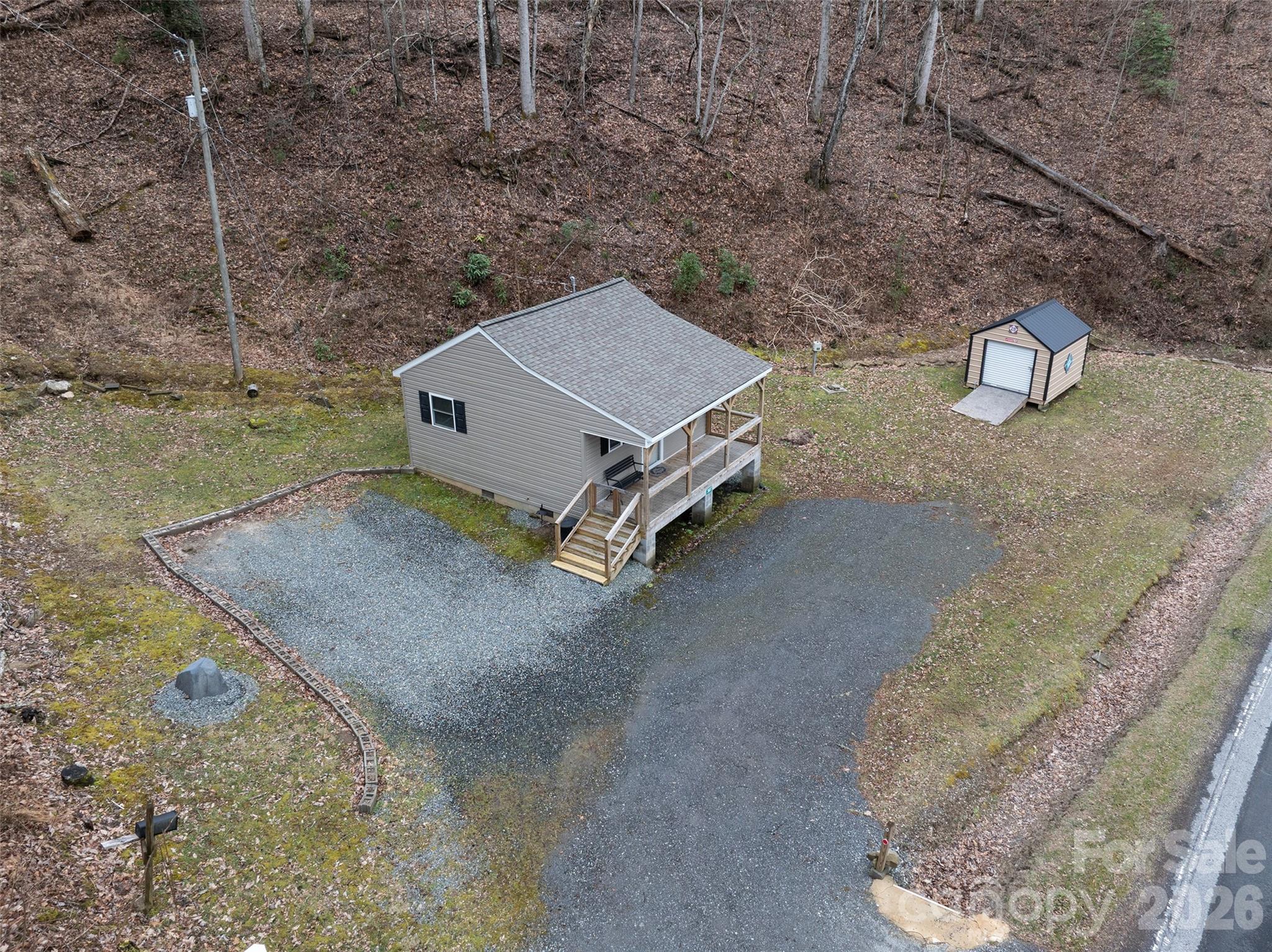3807 Hwy 28 Highway — Robbinsville