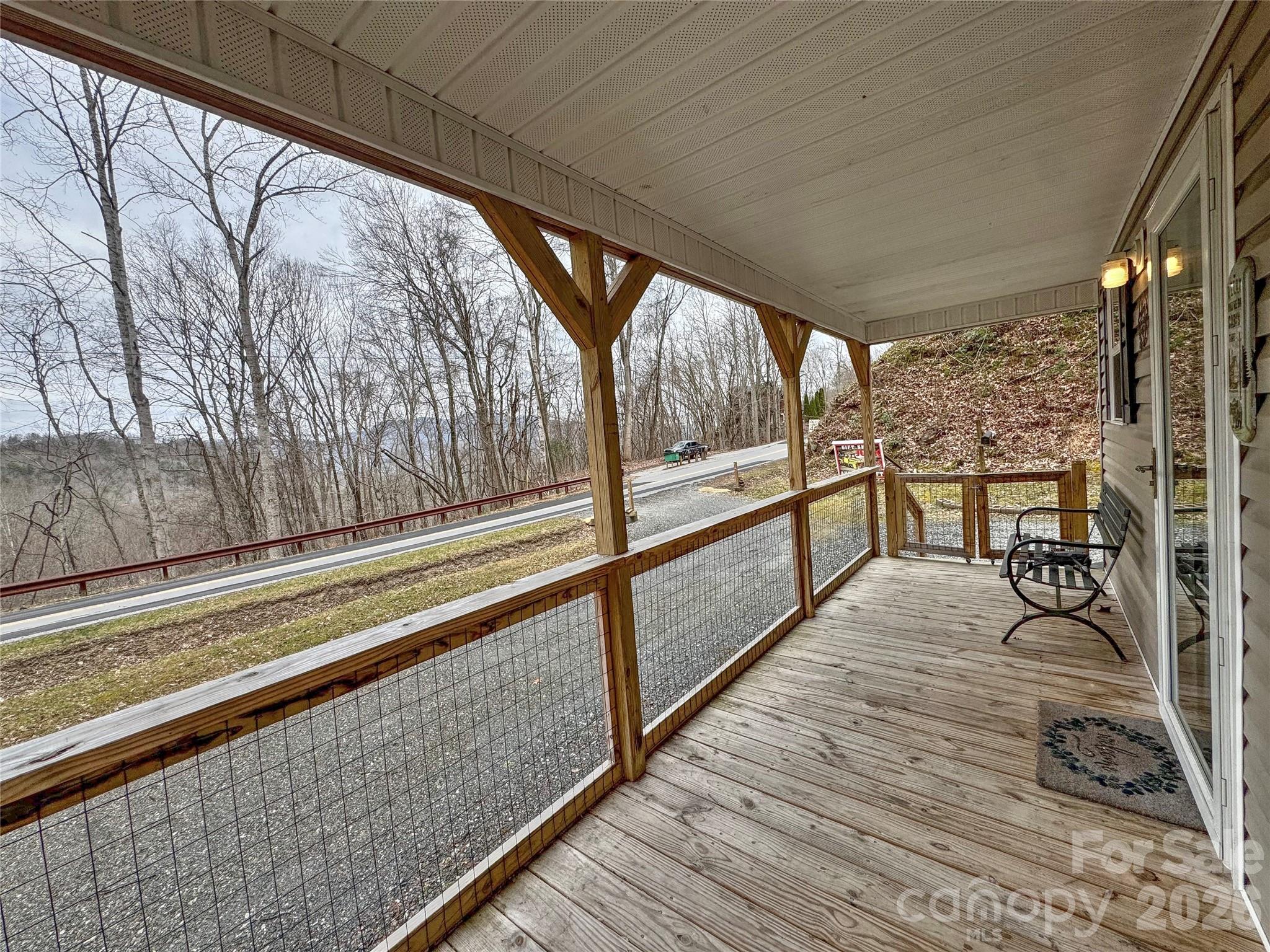3807 Hwy 28 Highway — Robbinsville
