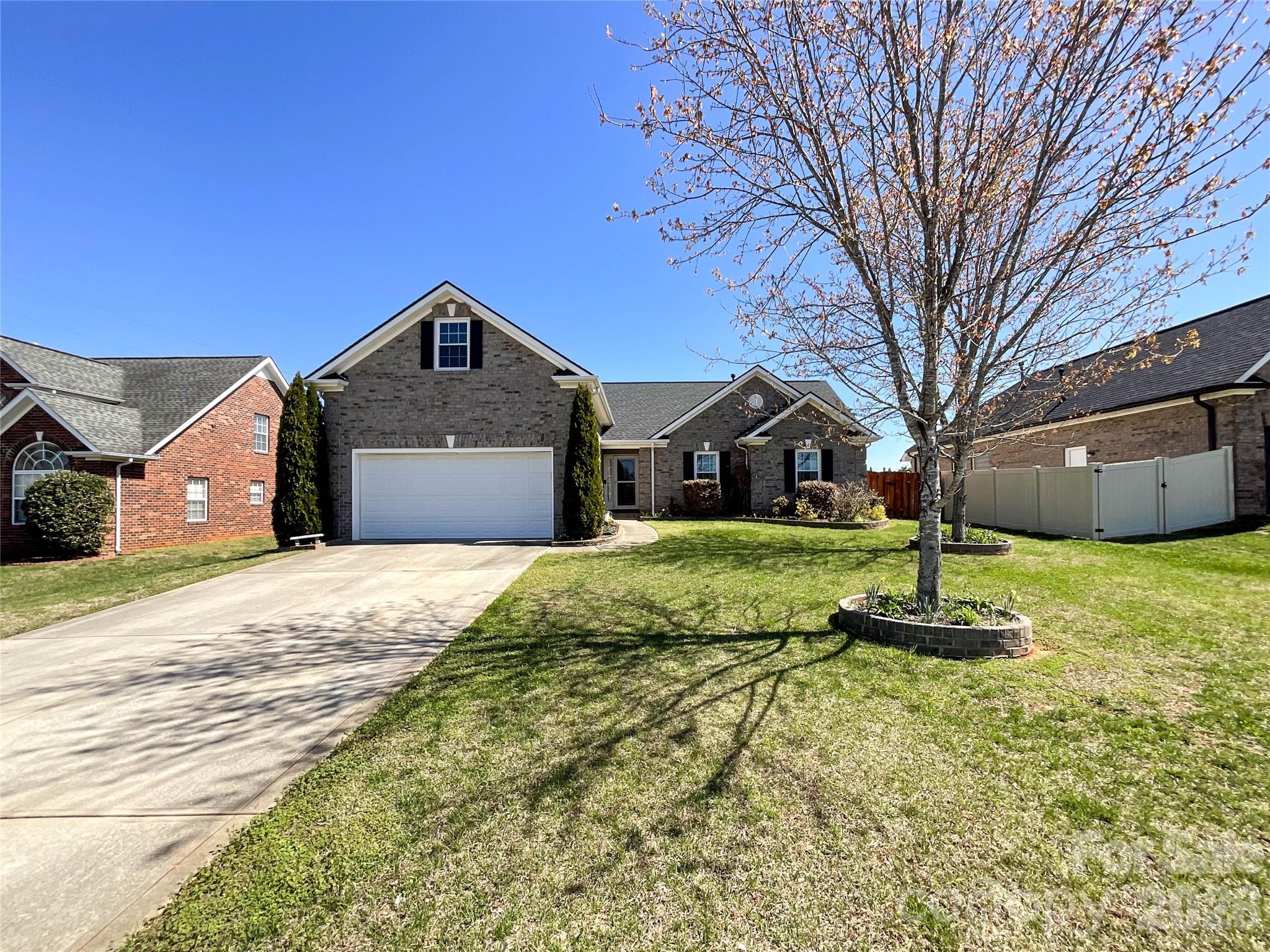 3420 Muddy Creek Road — Midland