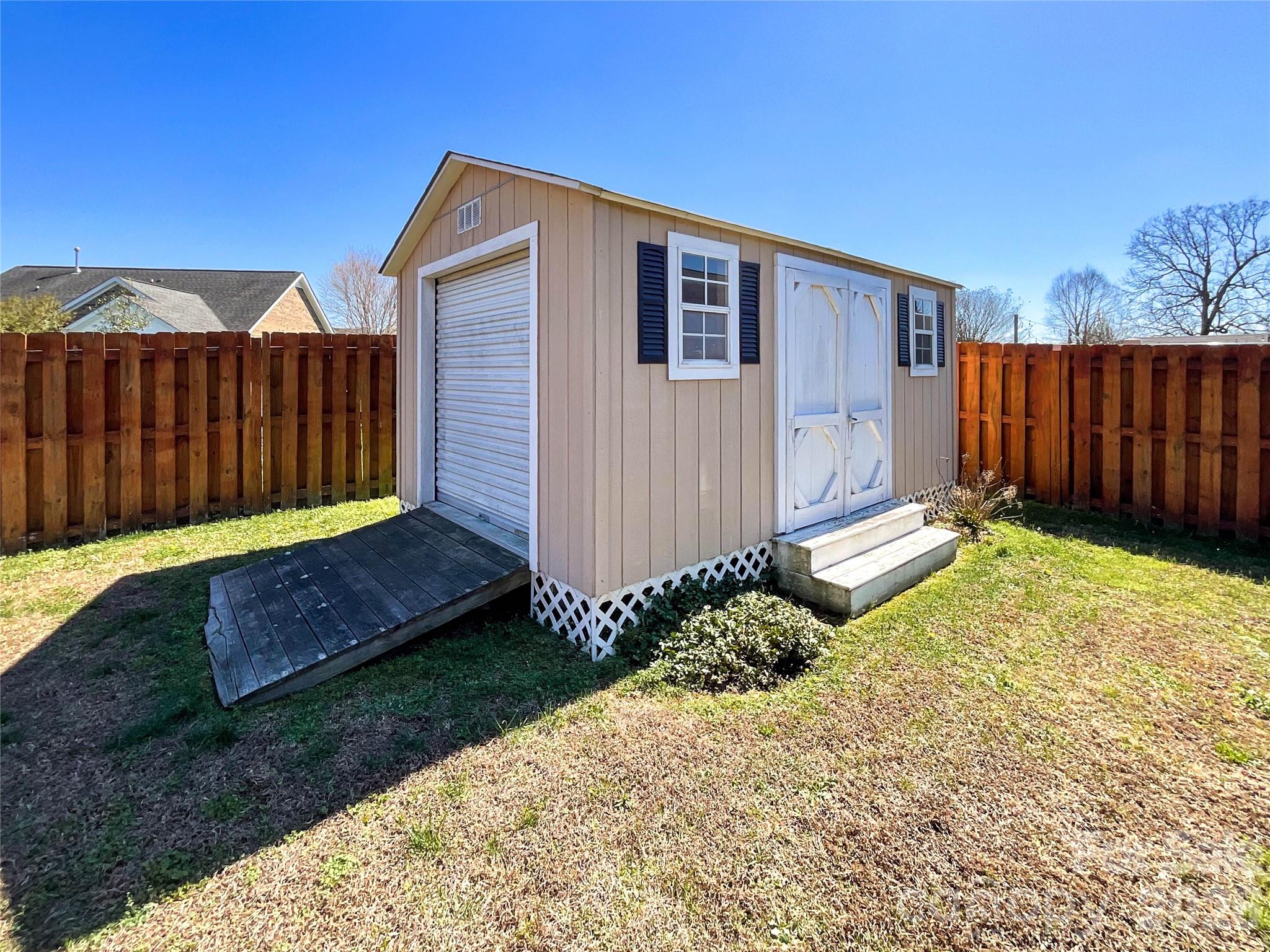 3420 Muddy Creek Road — Midland
