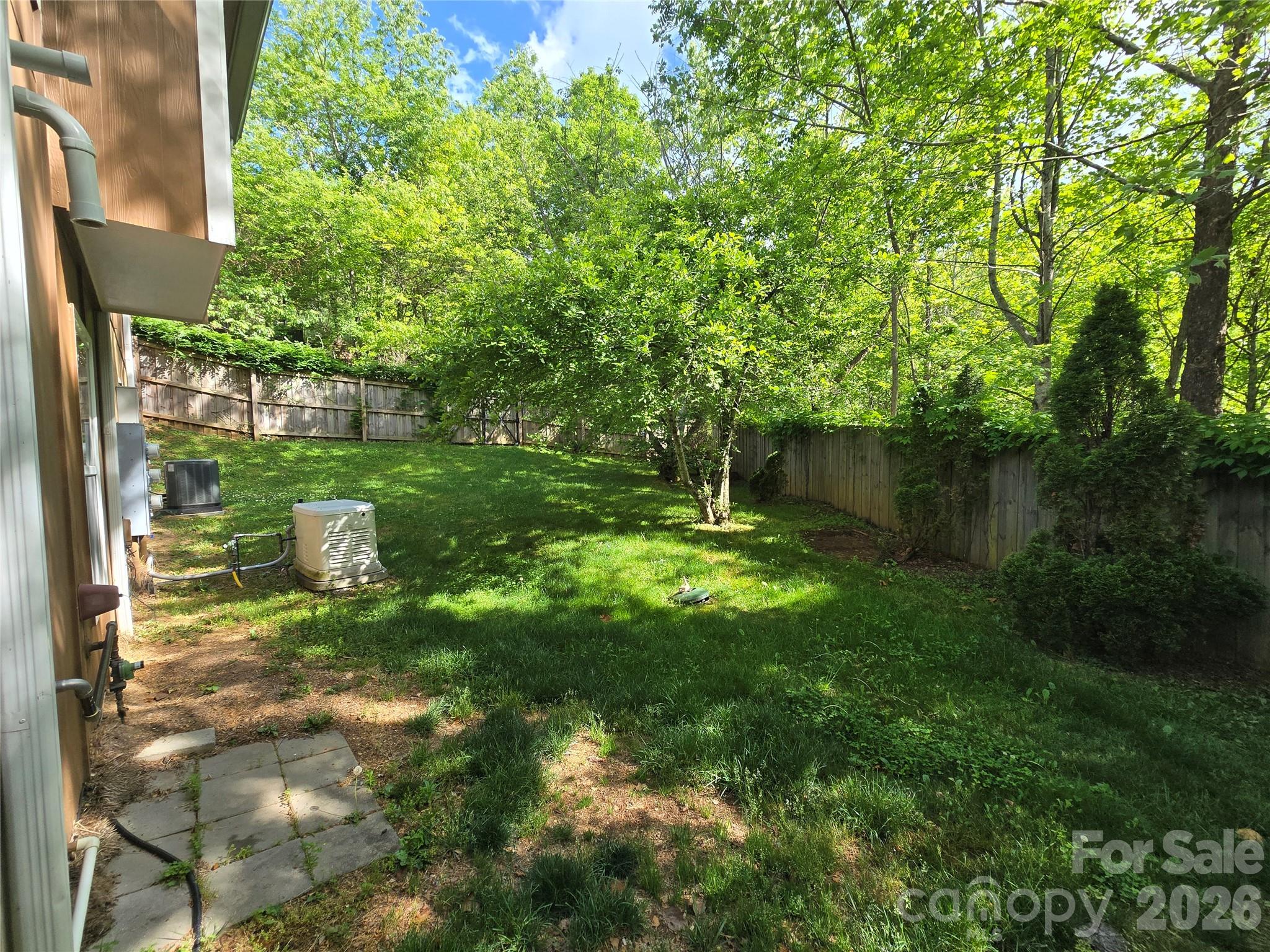 73 Dalya Road — Swannanoa