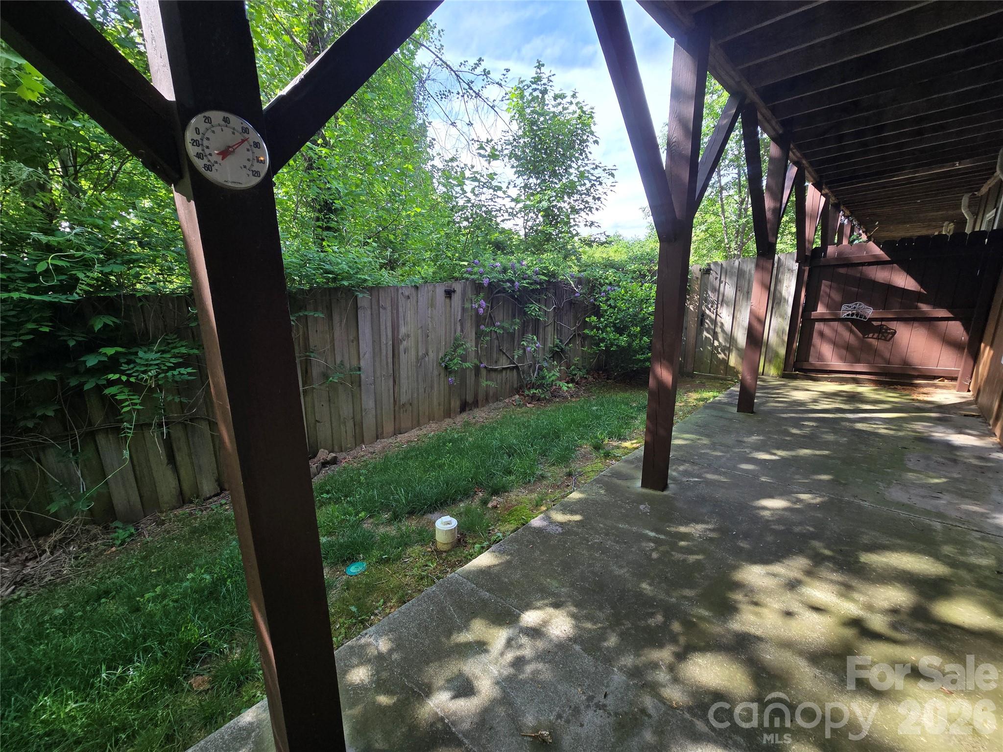 73 Dalya Road — Swannanoa