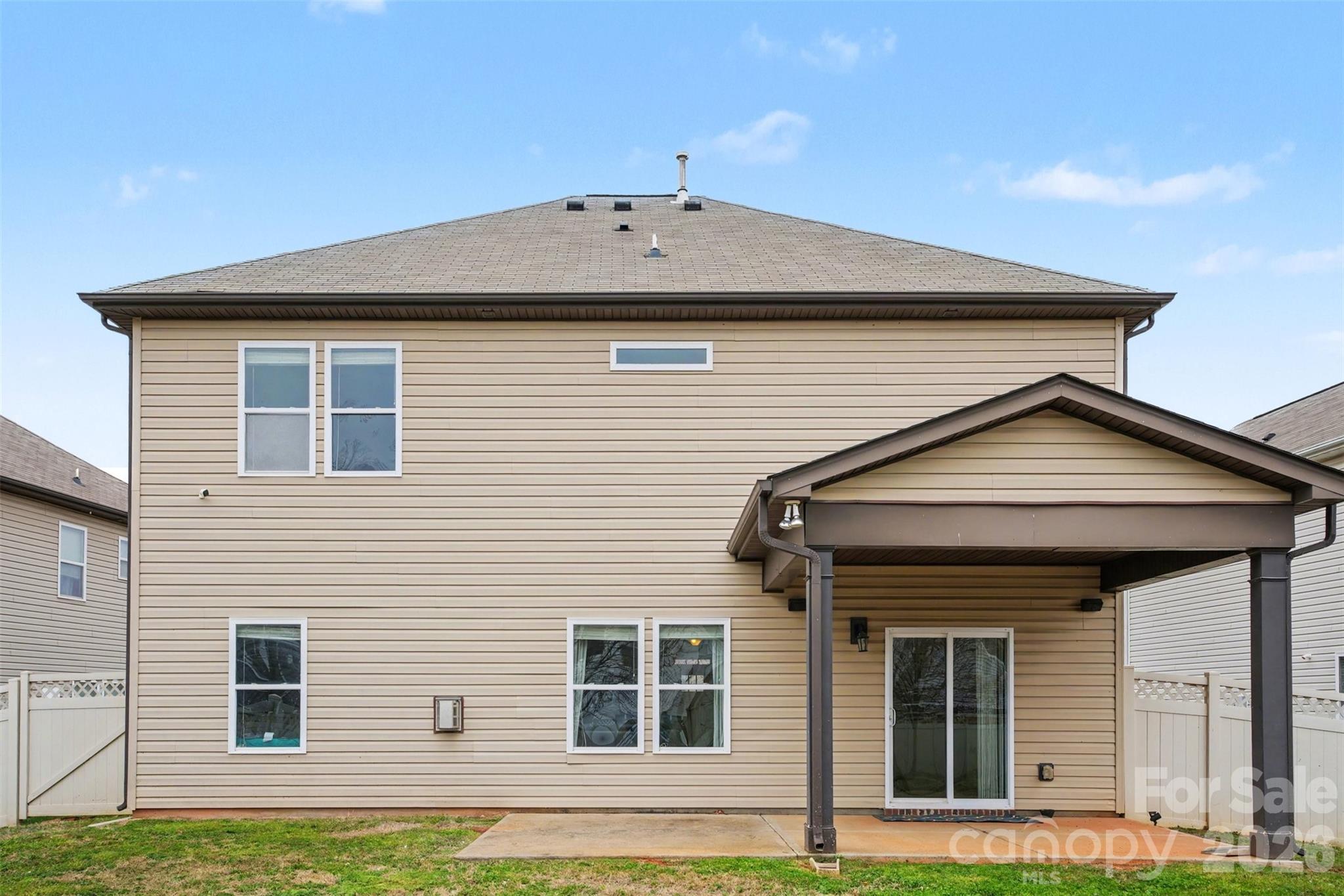 10916 Tower Oak Drive — Charlotte