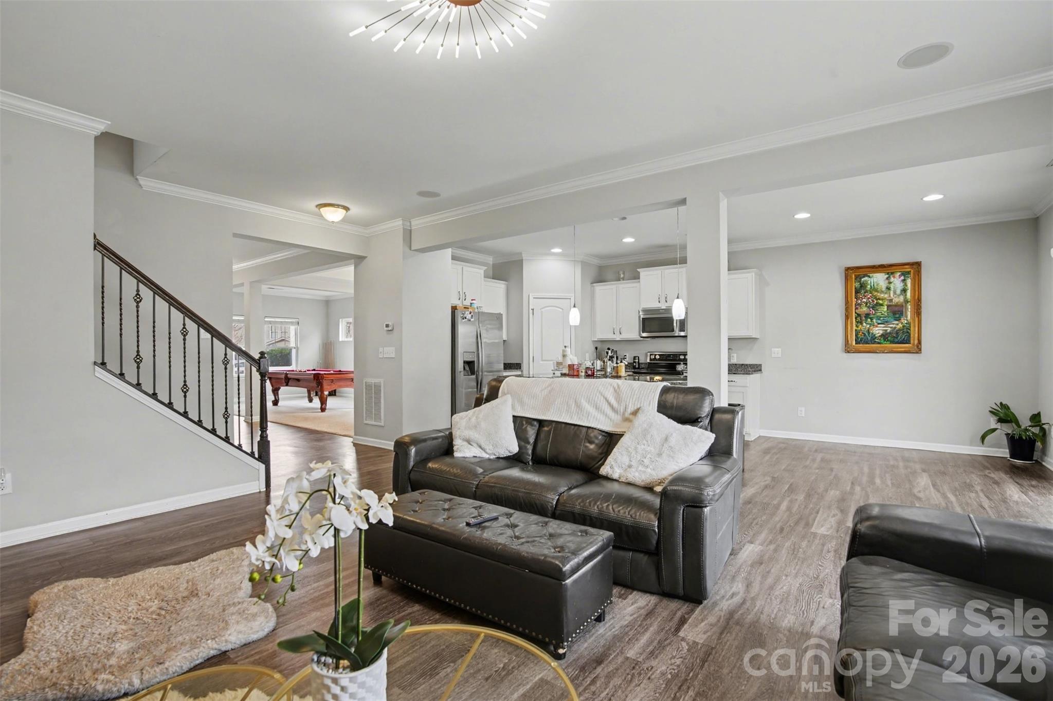 10916 Tower Oak Drive — Charlotte