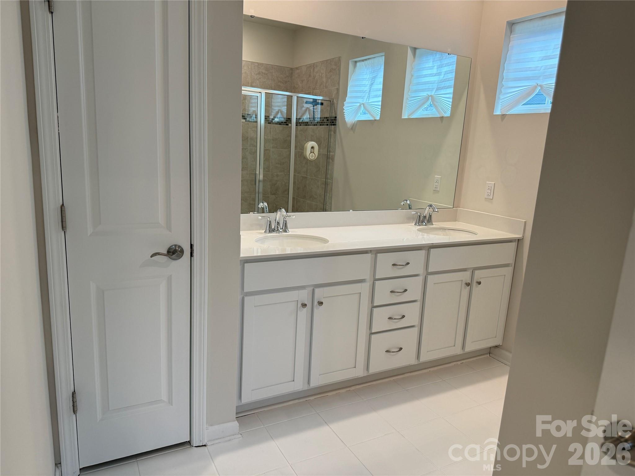 126 White Apple Way — Statesville