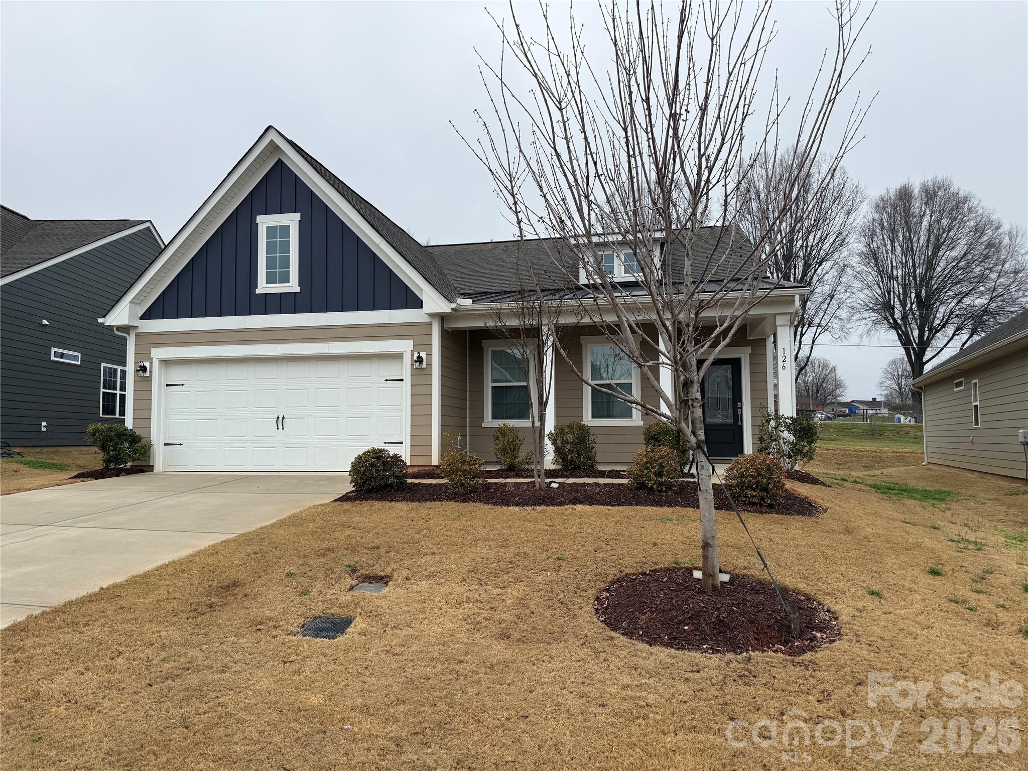 126 White Apple Way — Statesville