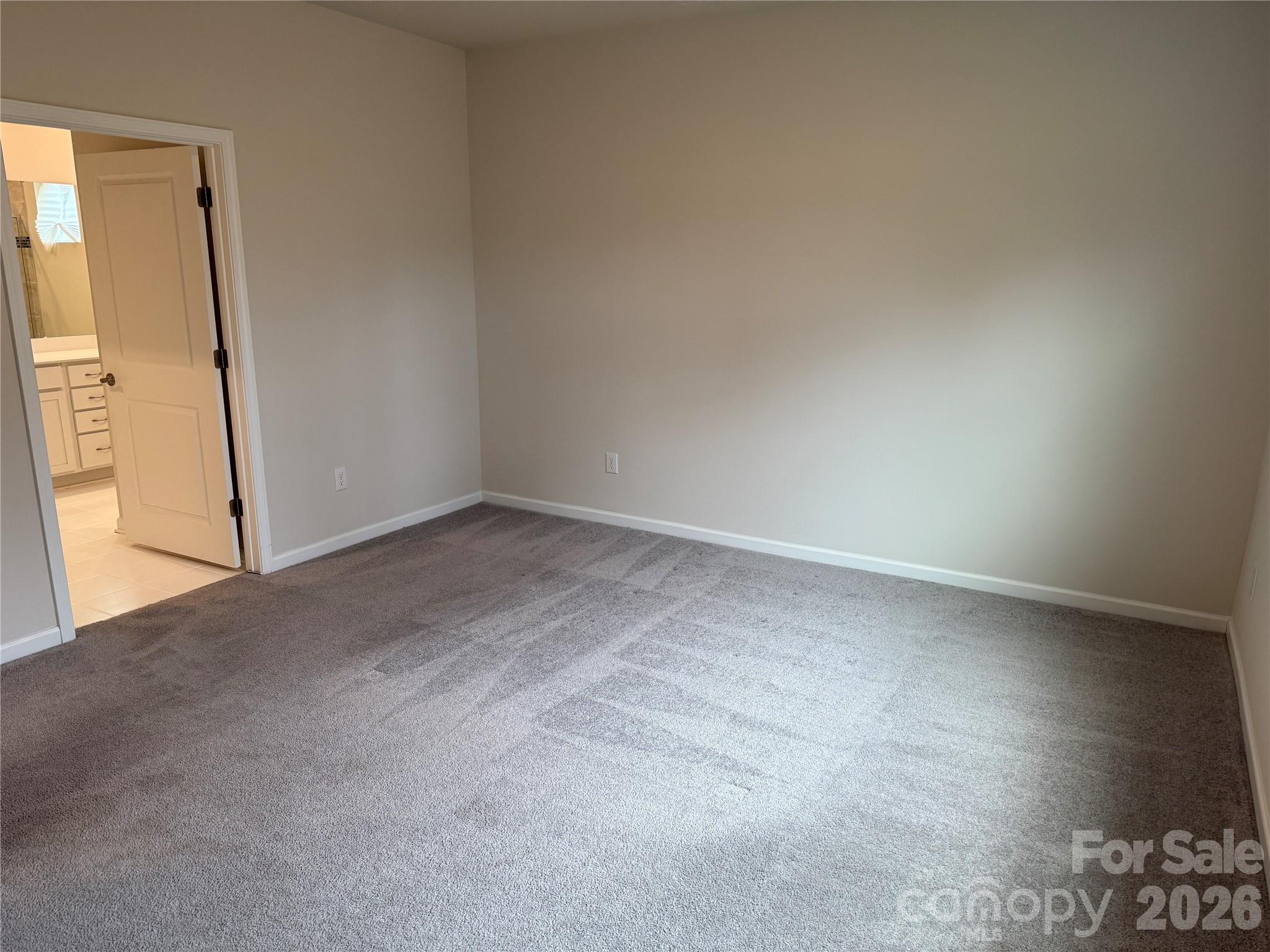 126 White Apple Way — Statesville