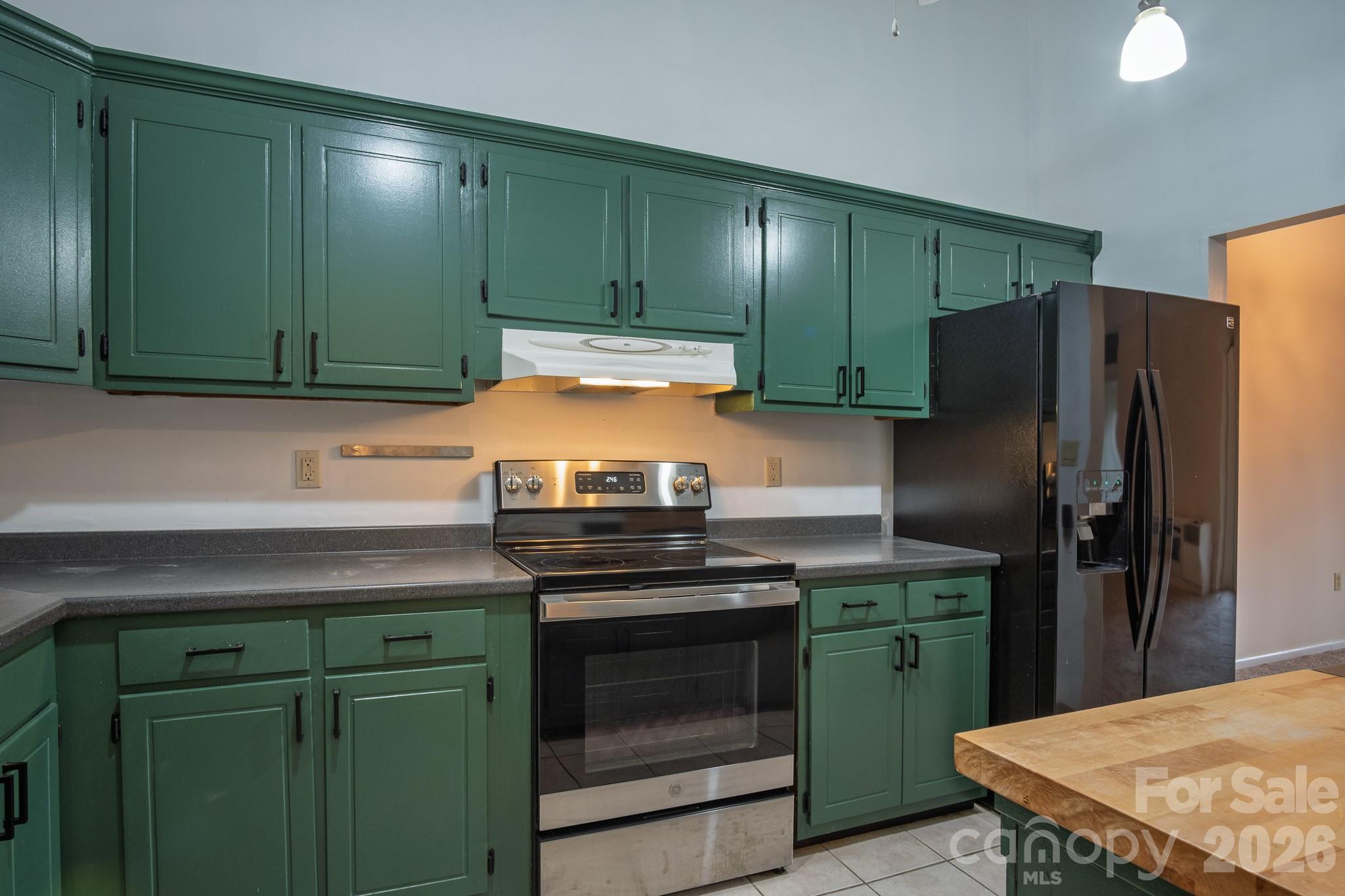1813 Glen Cannon Drive — Pisgah Forest