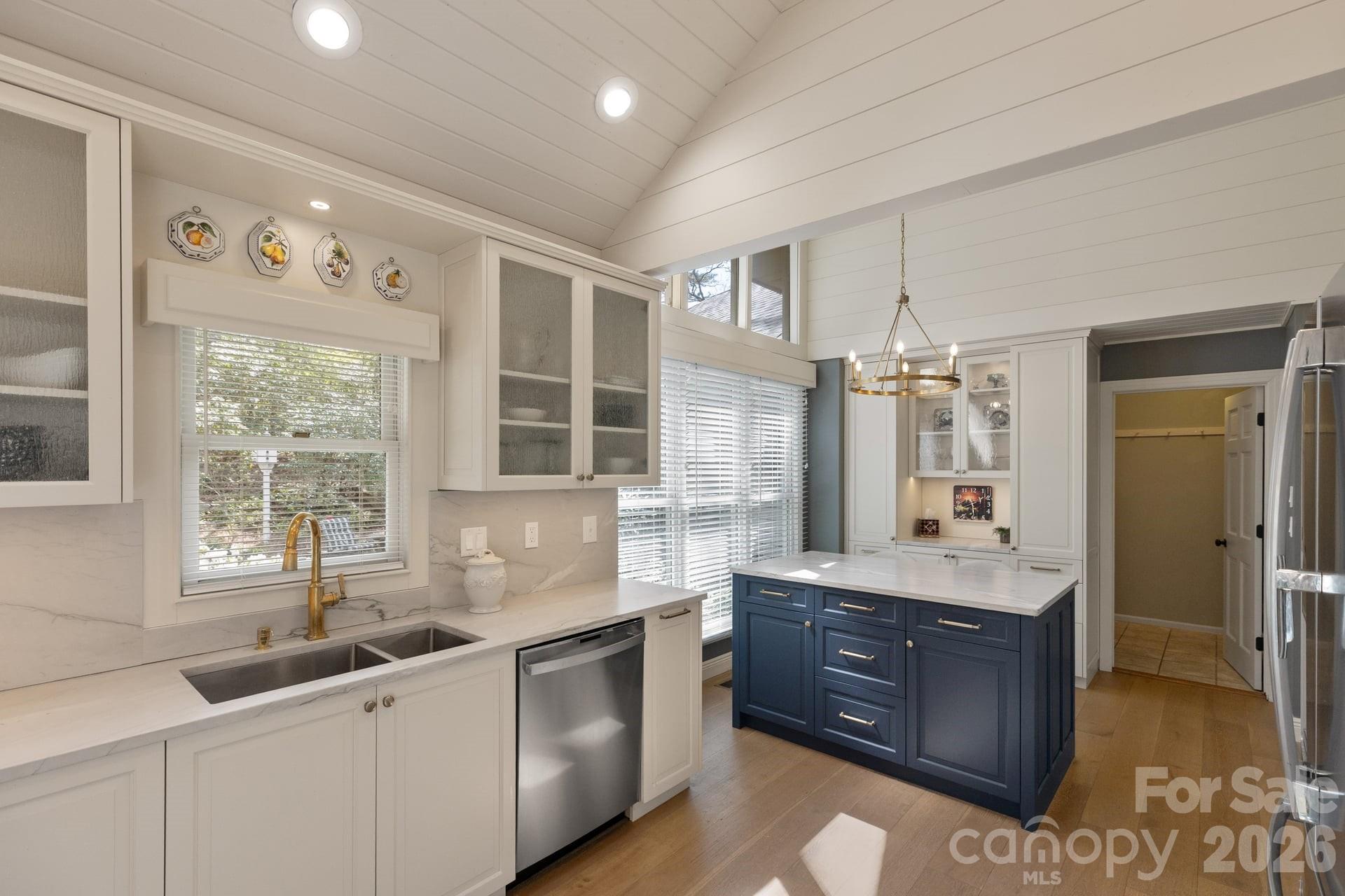 940 Winding Creek Road — Sapphire
