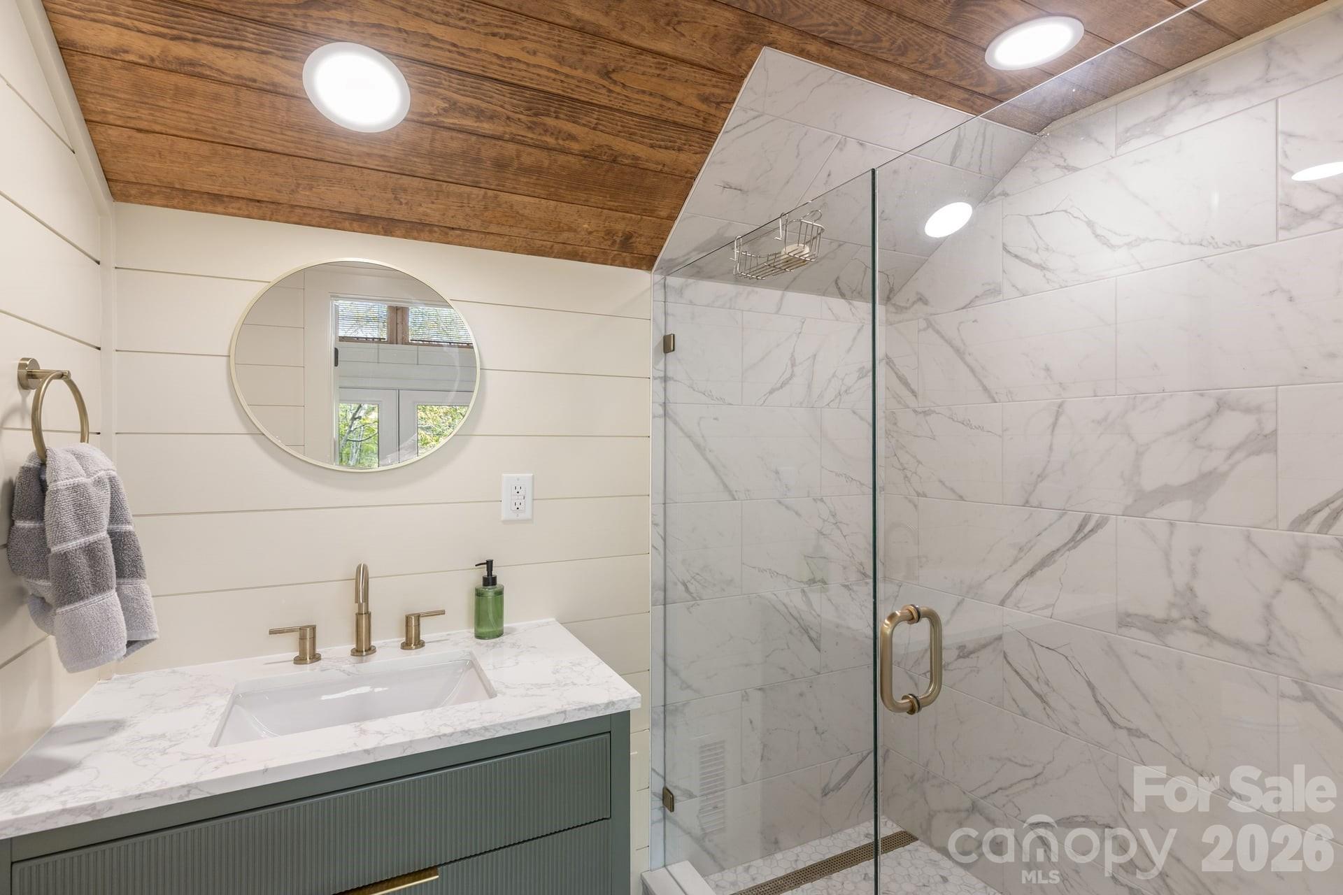 940 Winding Creek Road — Sapphire