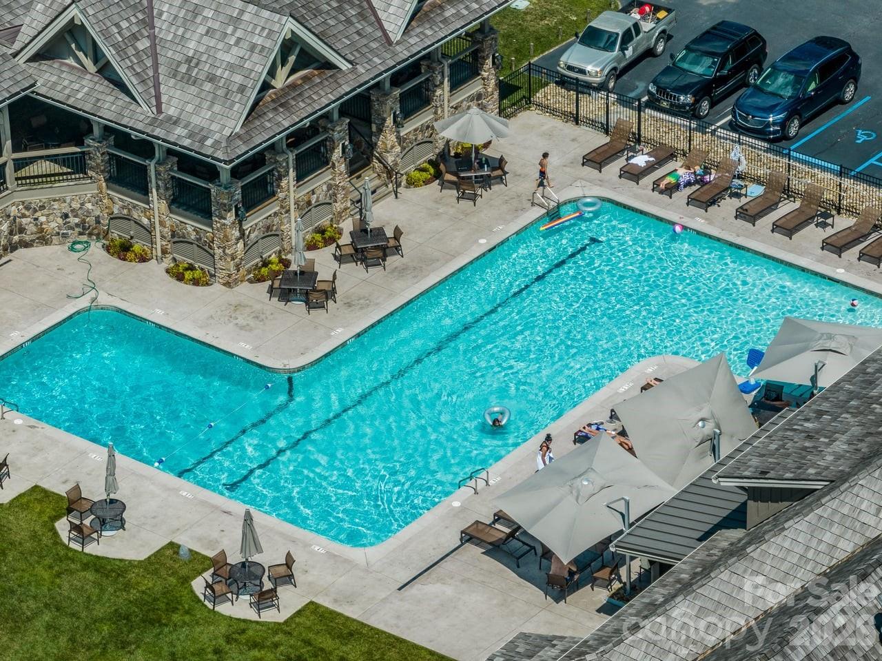 940 Winding Creek Road — Sapphire