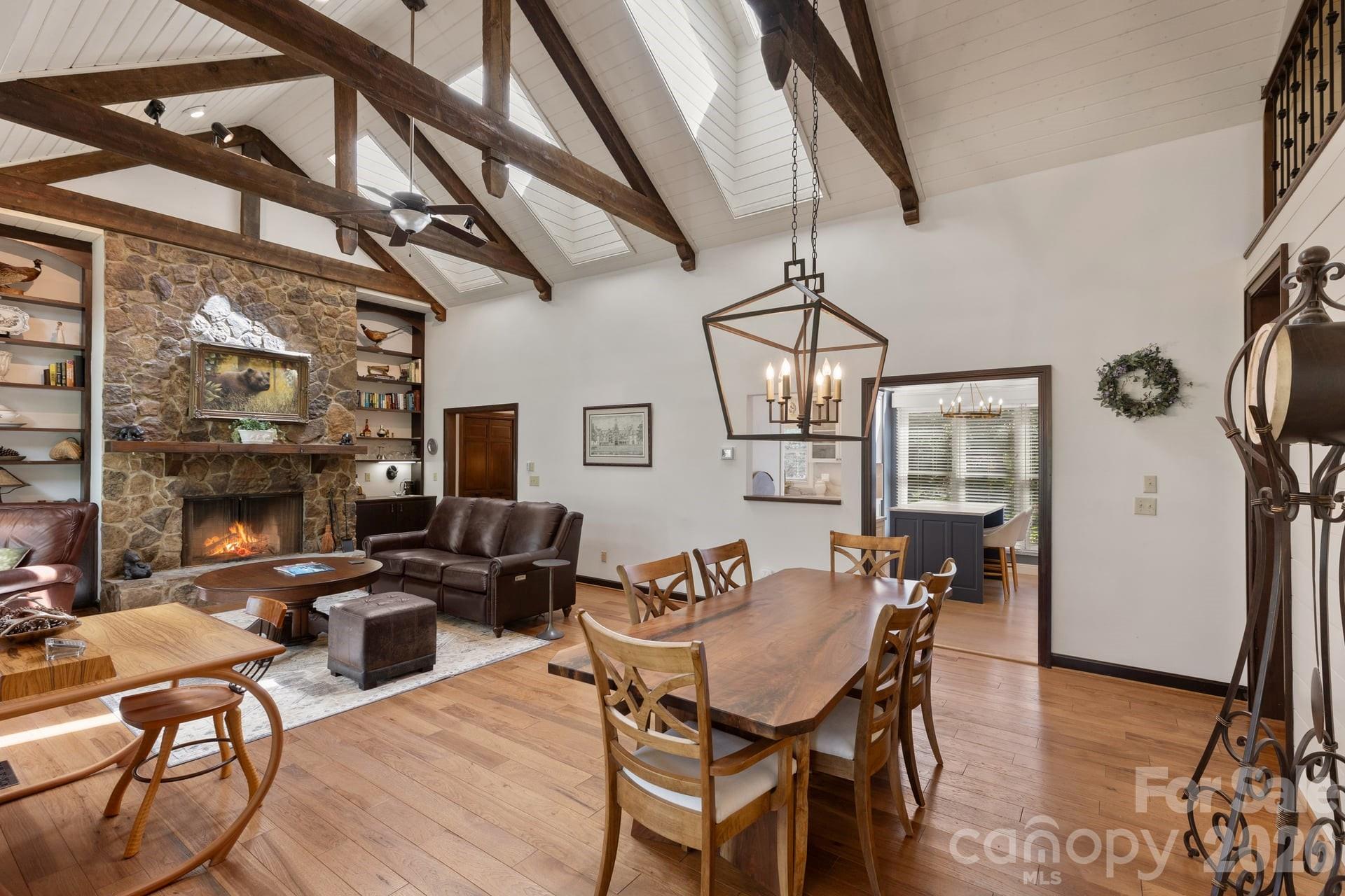 940 Winding Creek Road — Sapphire