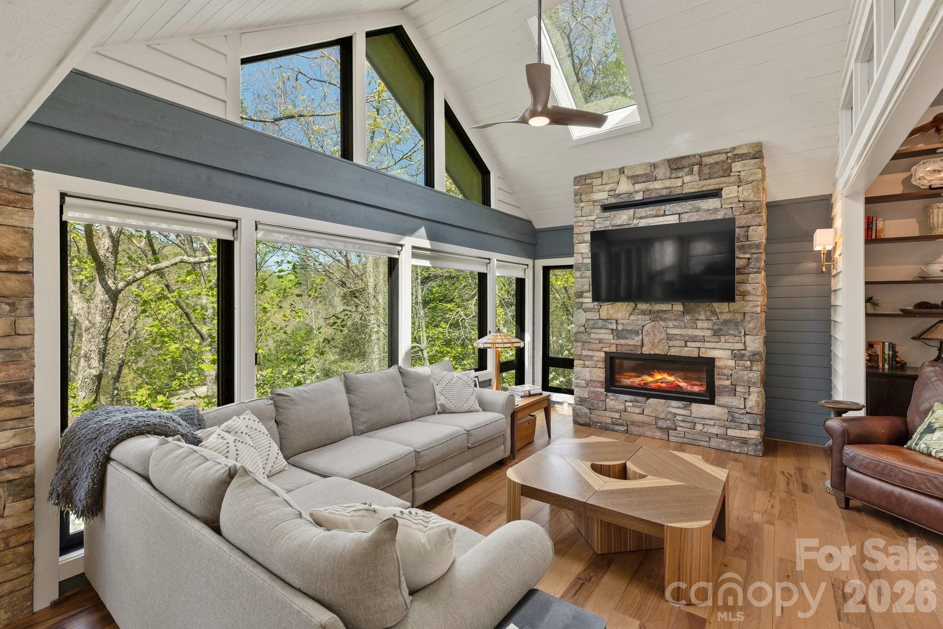 940 Winding Creek Road — Sapphire