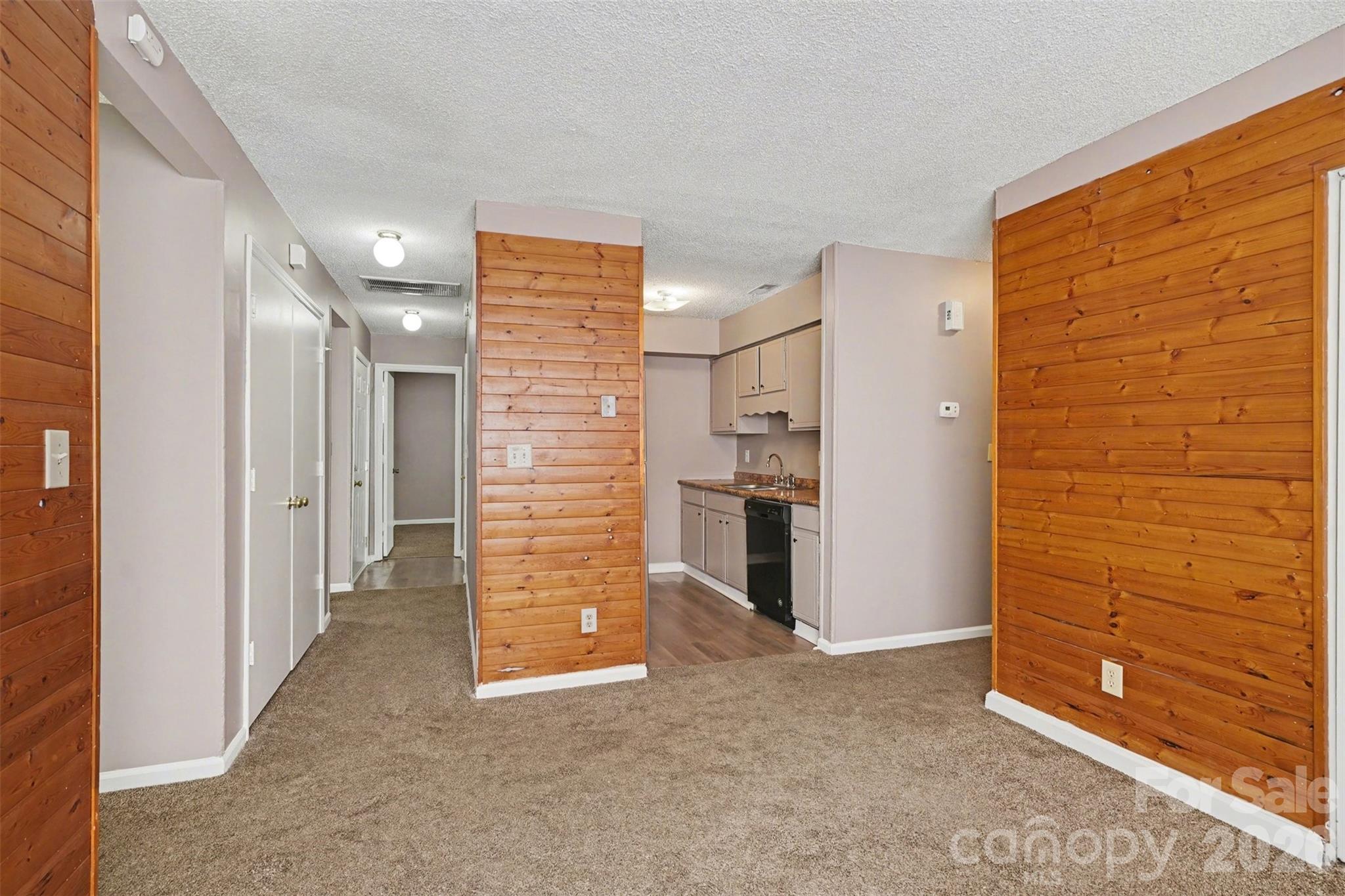 6107 Bent Tree Court — Charlotte