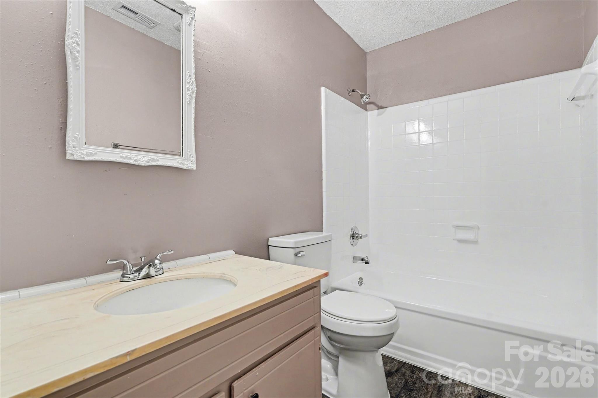 6107 Bent Tree Court — Charlotte