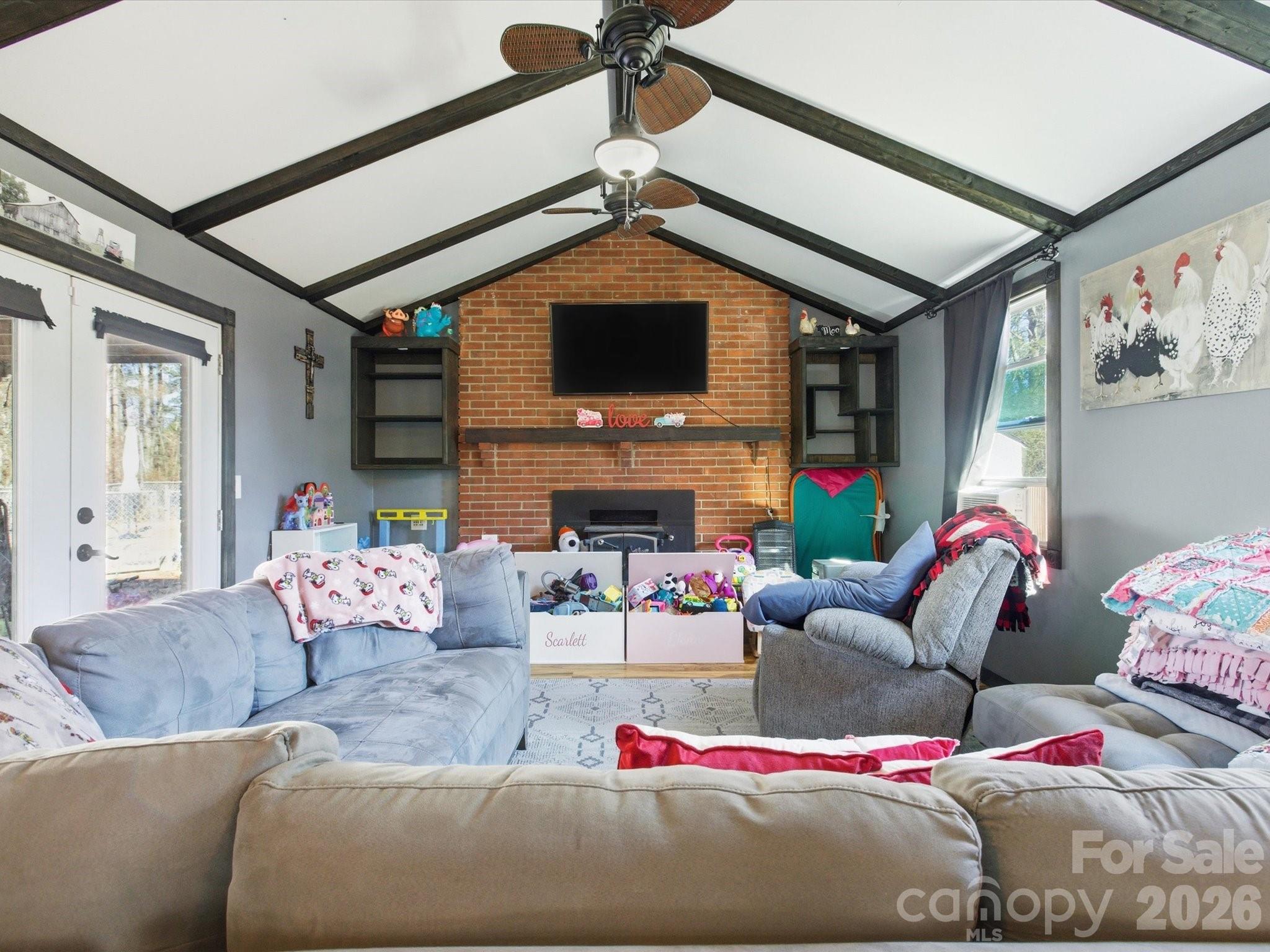 2694 Pineview Drive — Lancaster