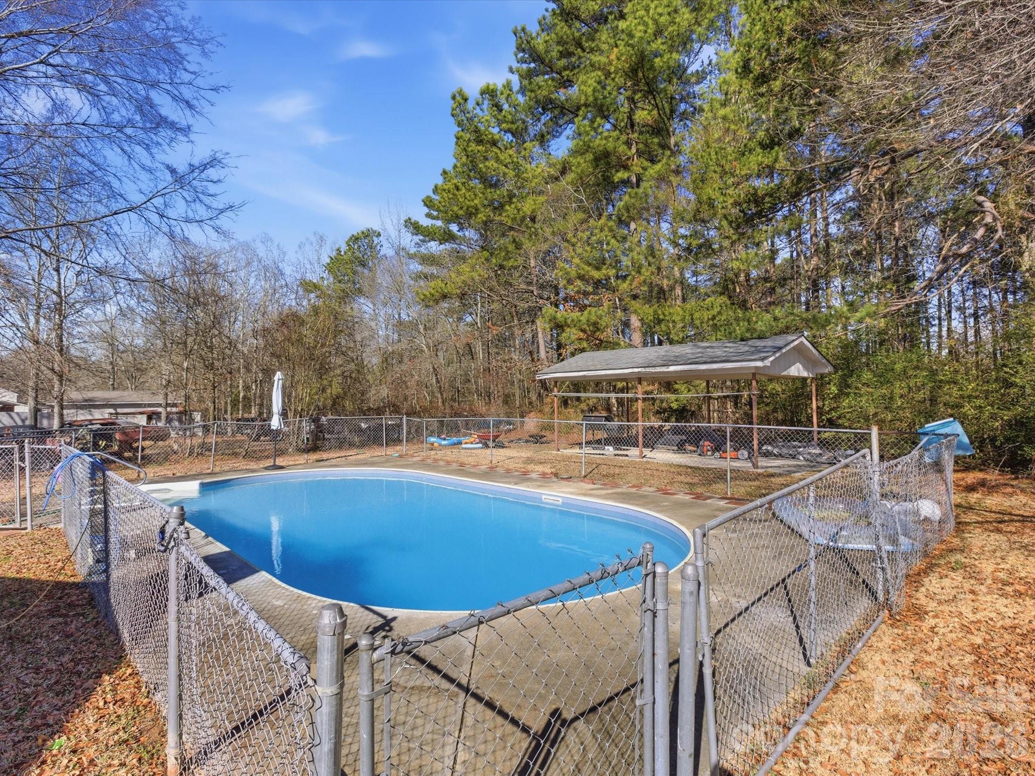 2694 Pineview Drive — Lancaster