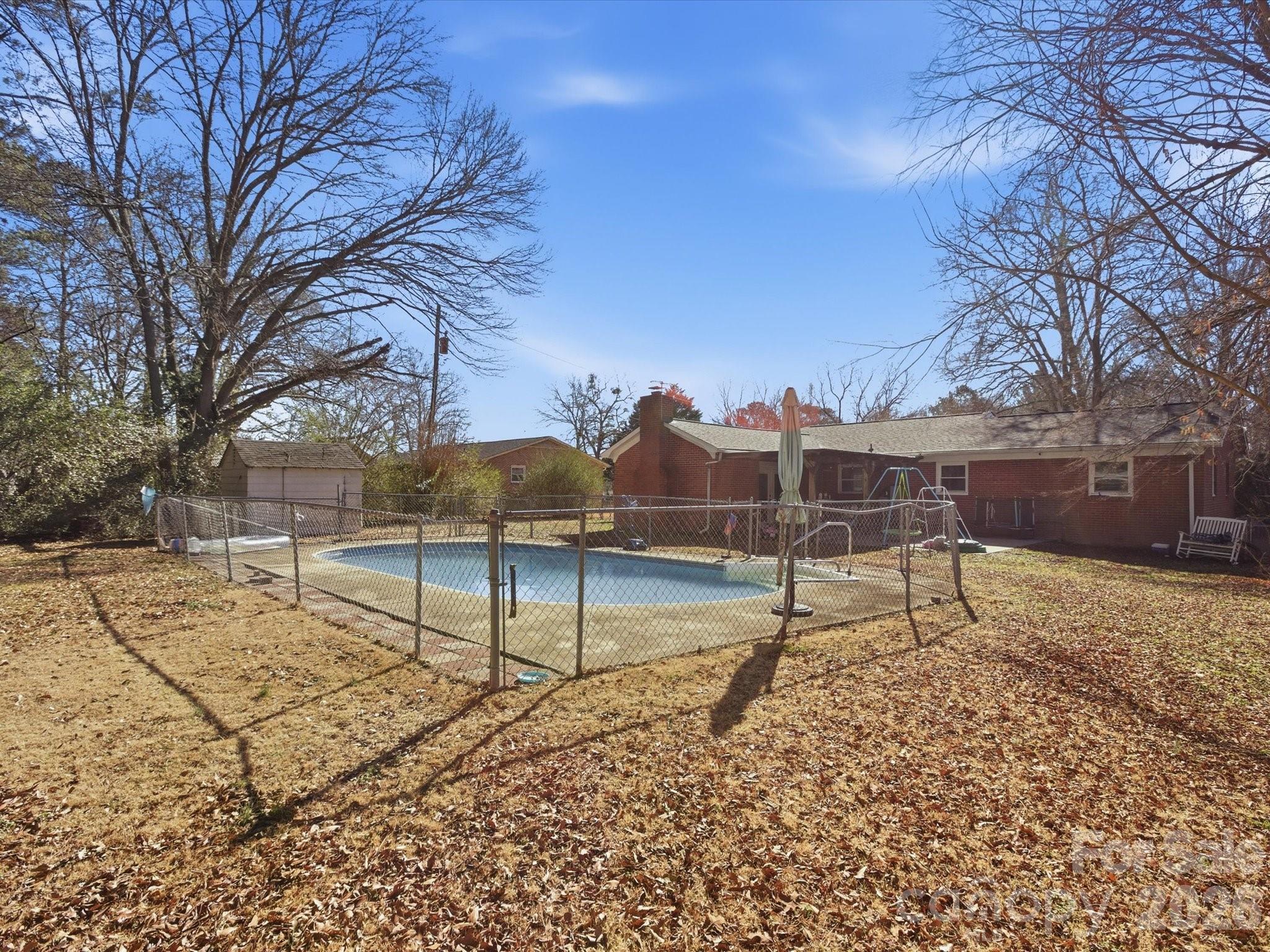 2694 Pineview Drive — Lancaster
