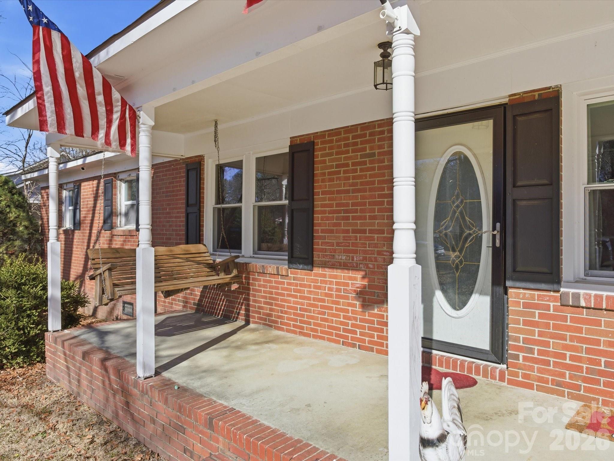 2694 Pineview Drive — Lancaster