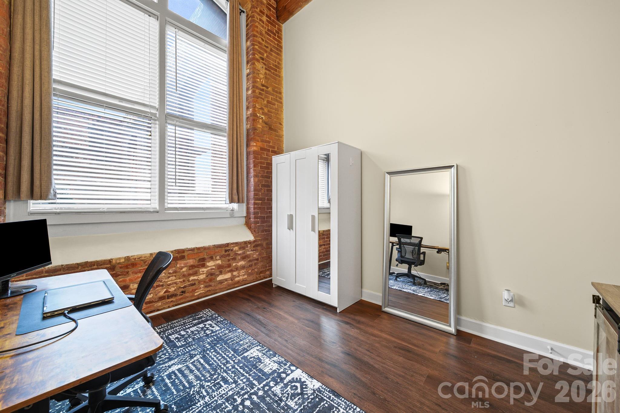 201 S Hoskins Road #129 — Charlotte
