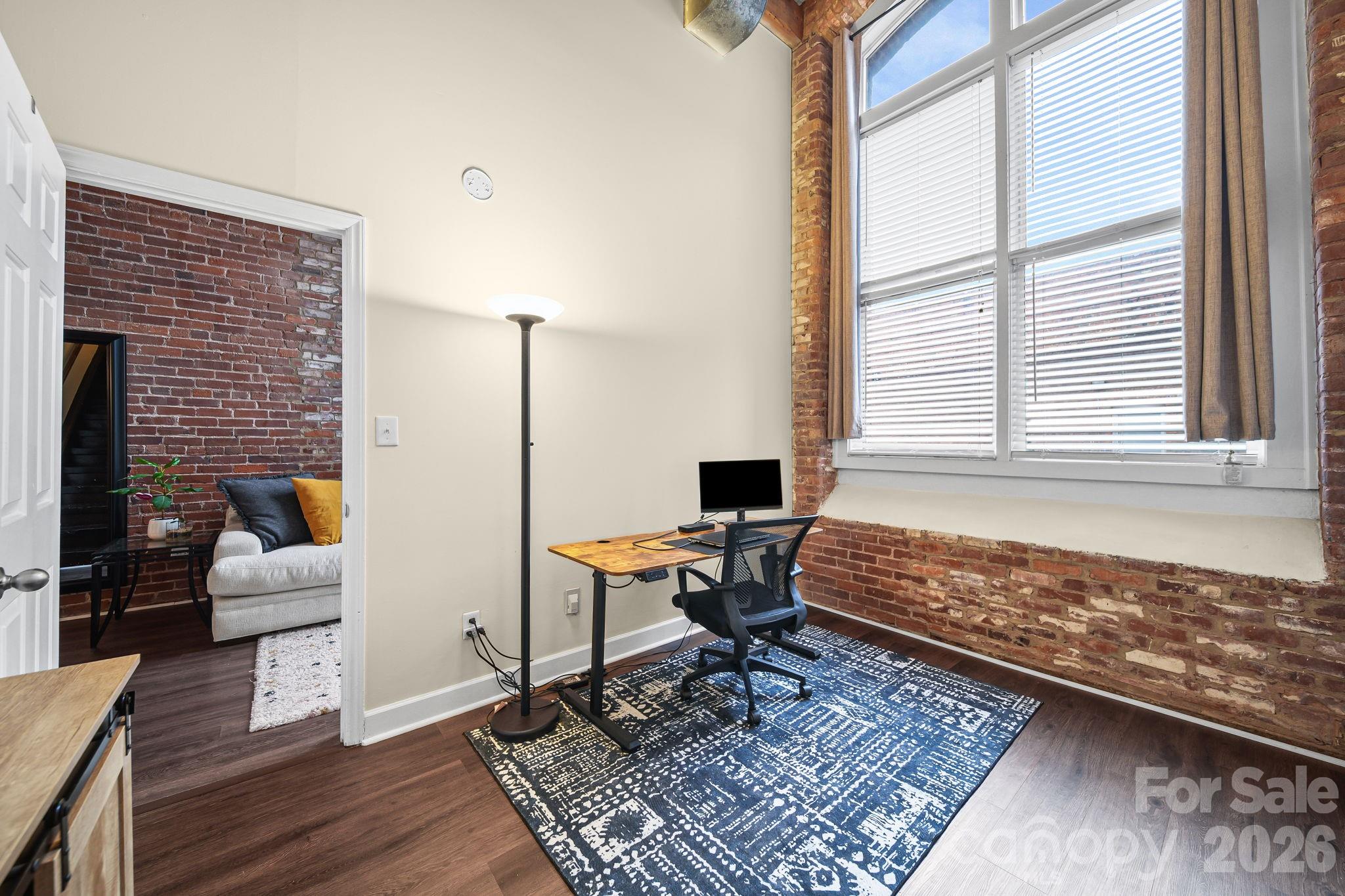 201 S Hoskins Road #129 — Charlotte