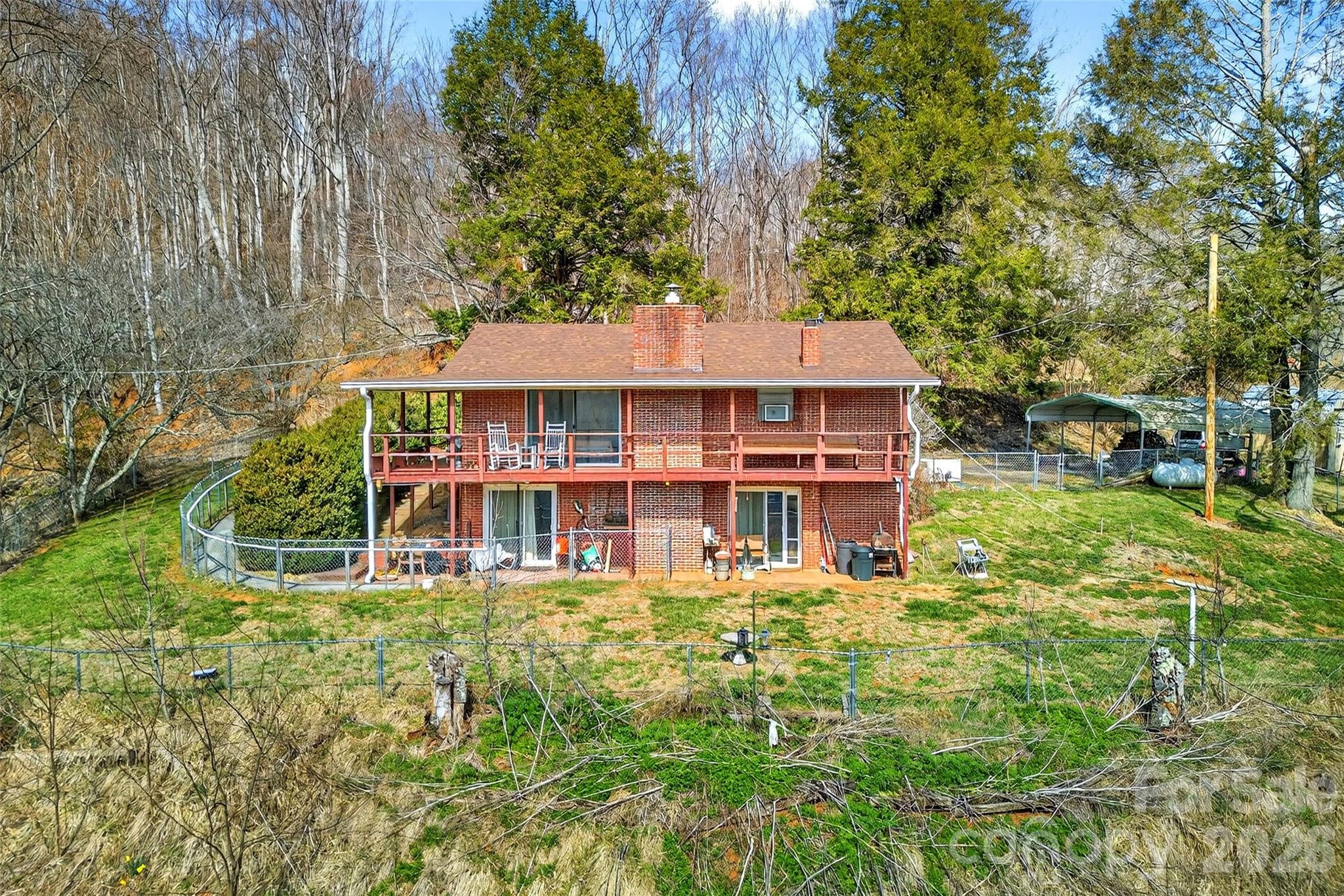 1306 Fork Mountain Road — Bakersville