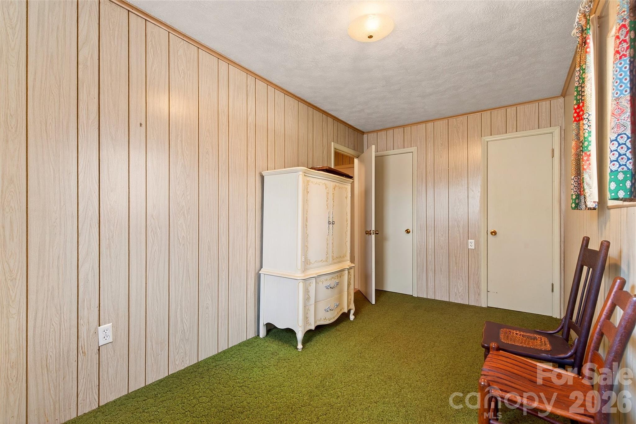 1306 Fork Mountain Road — Bakersville