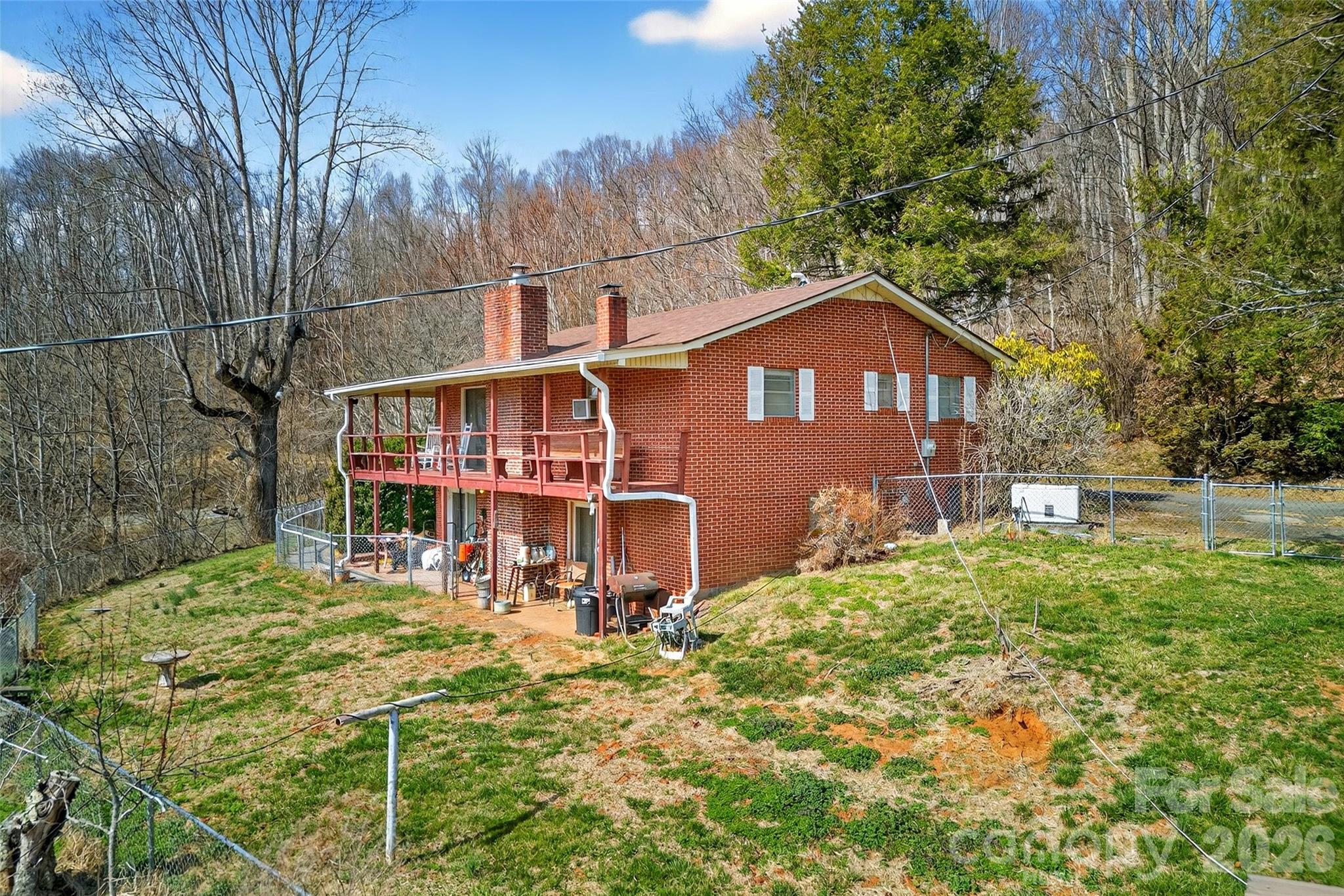 1306 Fork Mountain Road — Bakersville