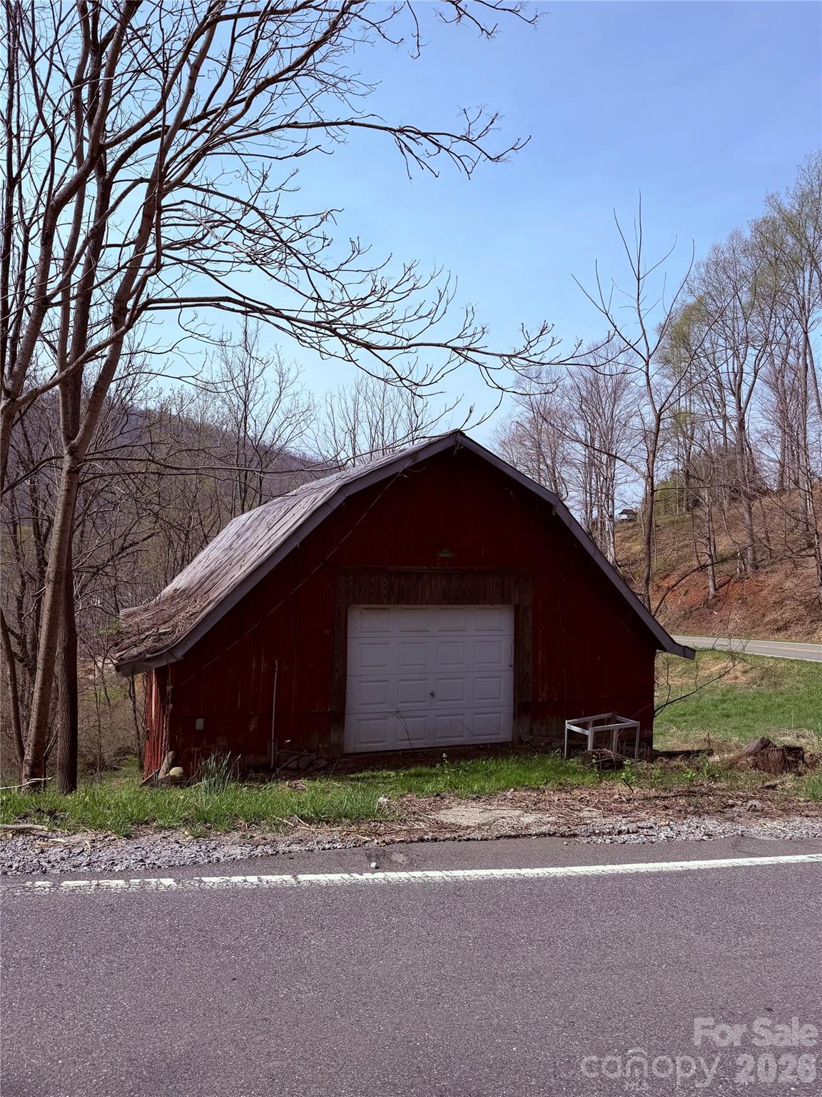 1306 Fork Mountain Road — Bakersville
