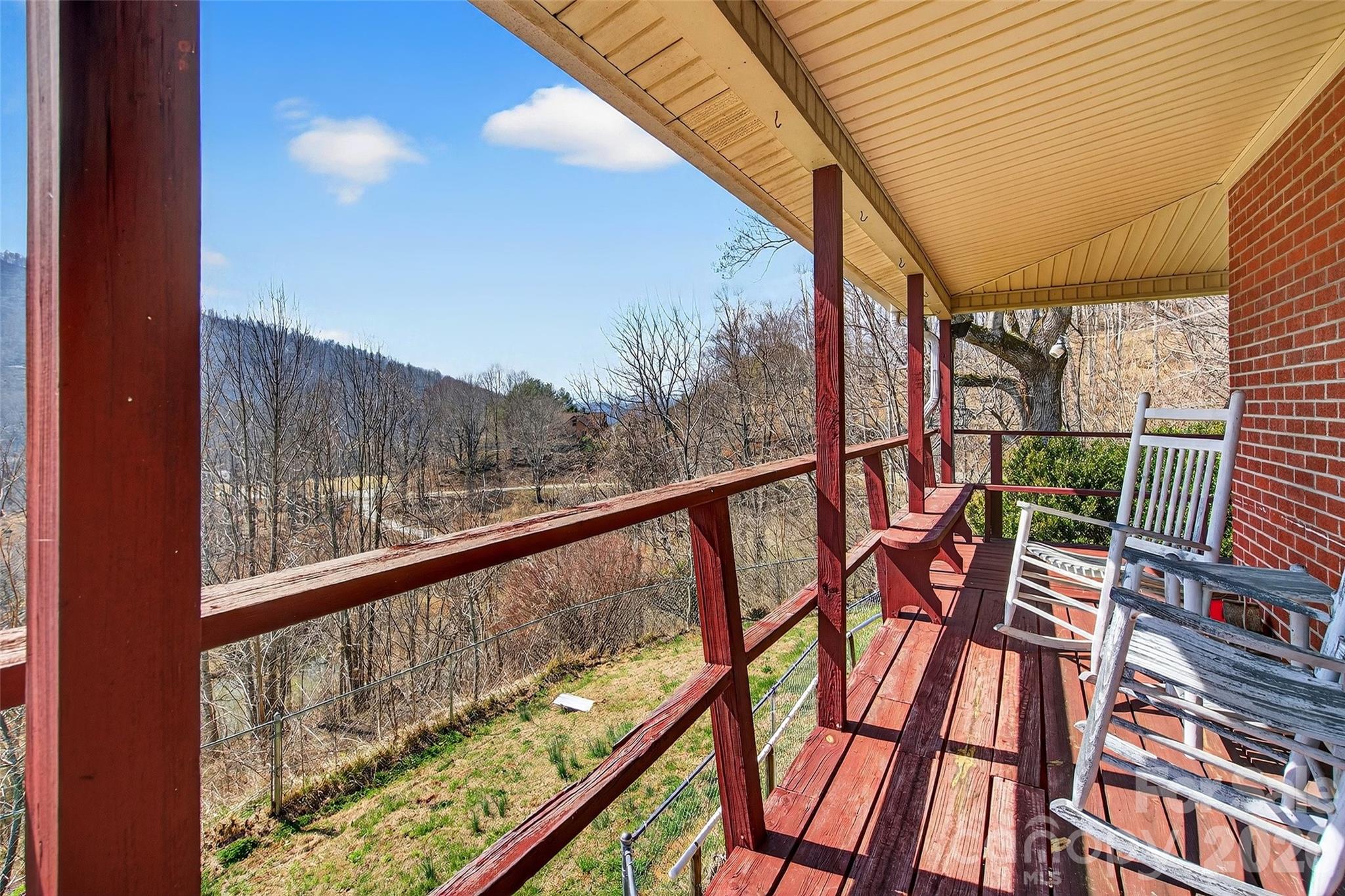 1306 Fork Mountain Road — Bakersville
