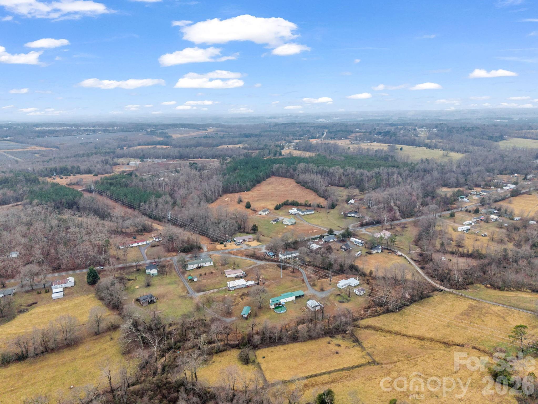 827 Old Henrietta Road — Forest City