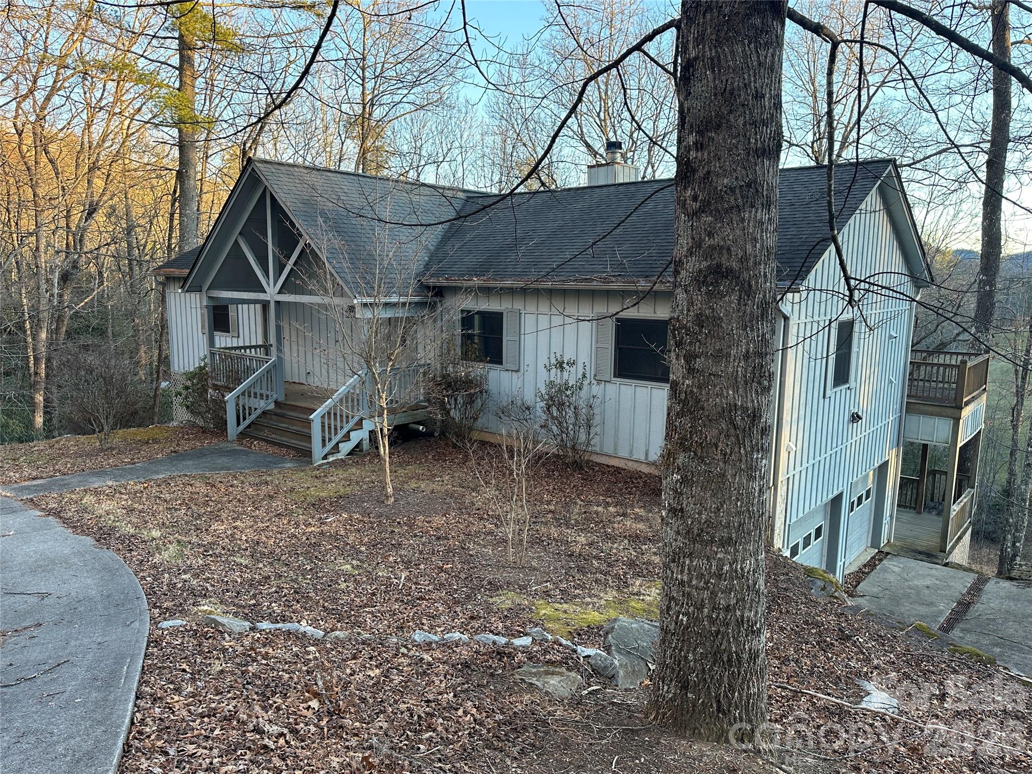 94 Blackberry Trail — Sapphire