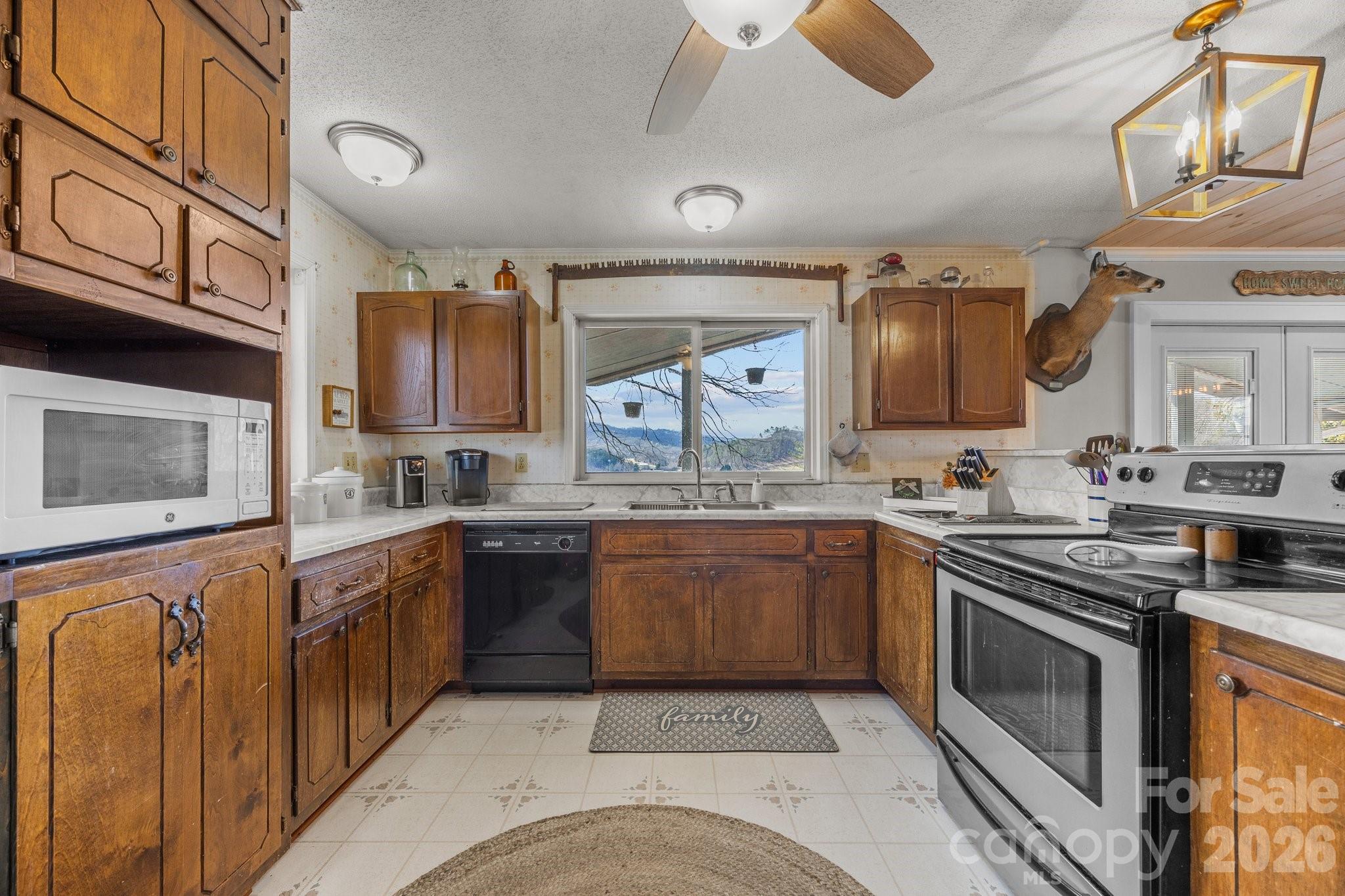 774 Belleview Road — Franklin