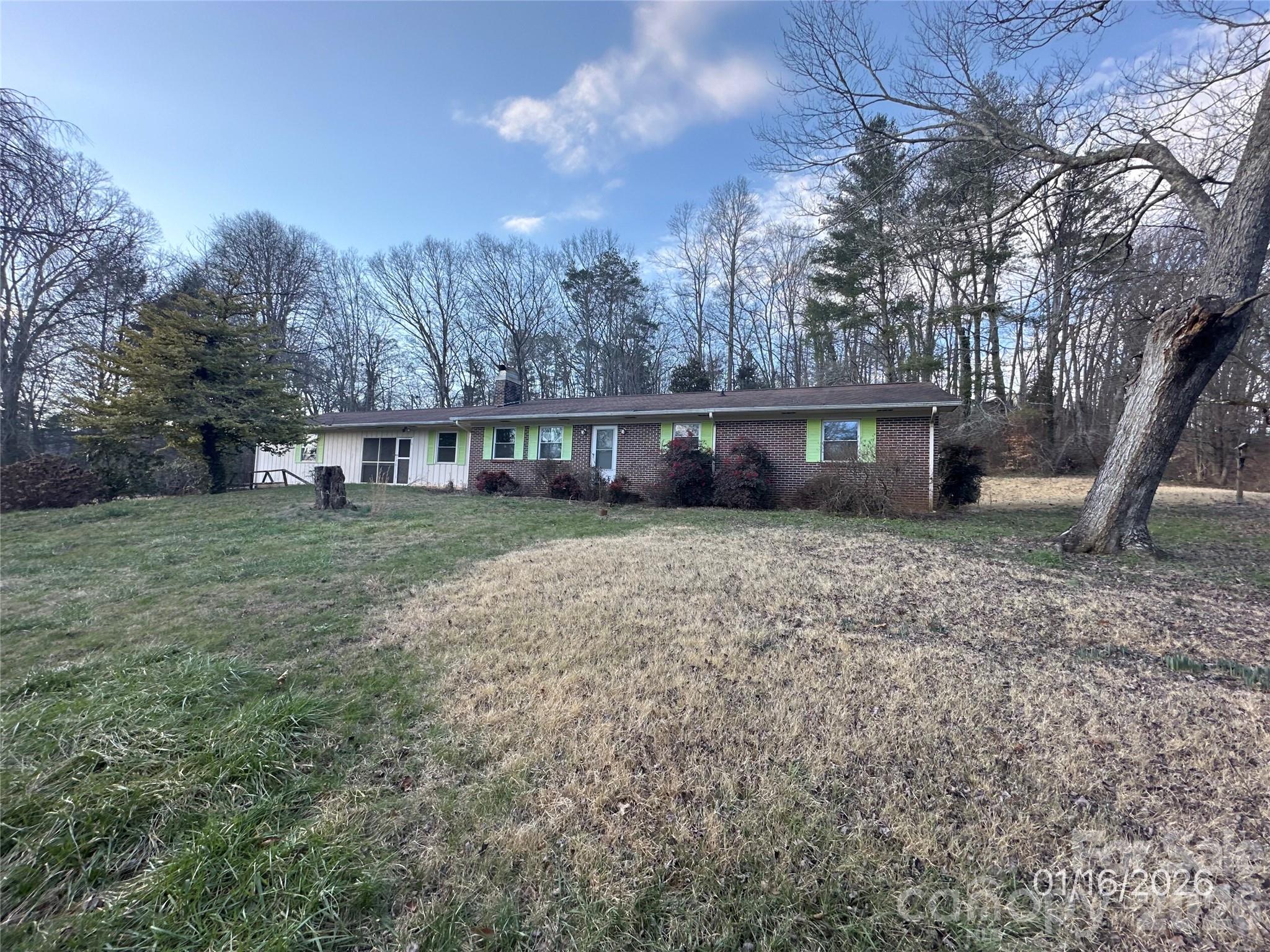 129 Ridgecrest Avenue — Marble