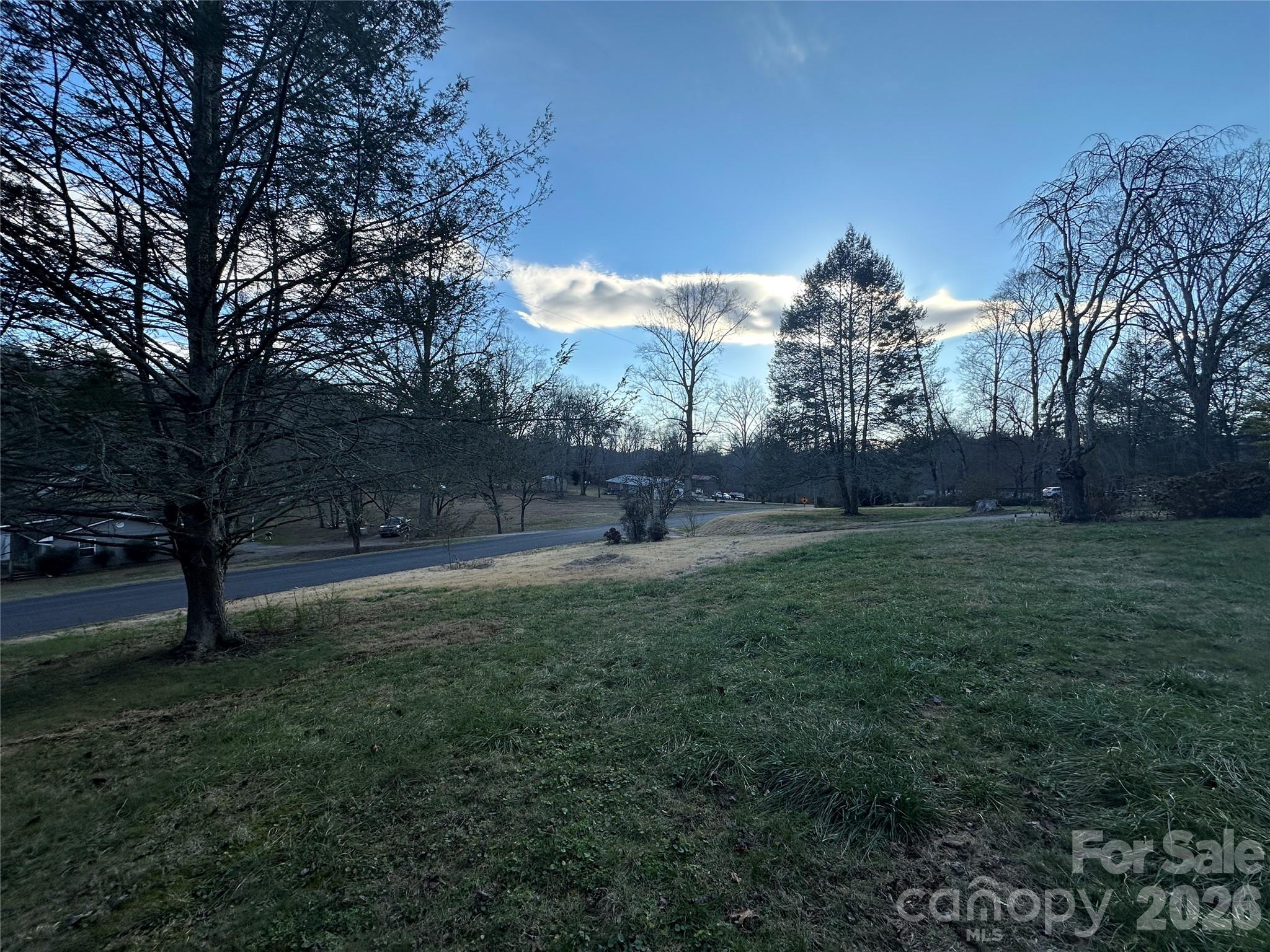129 Ridgecrest Avenue — Marble