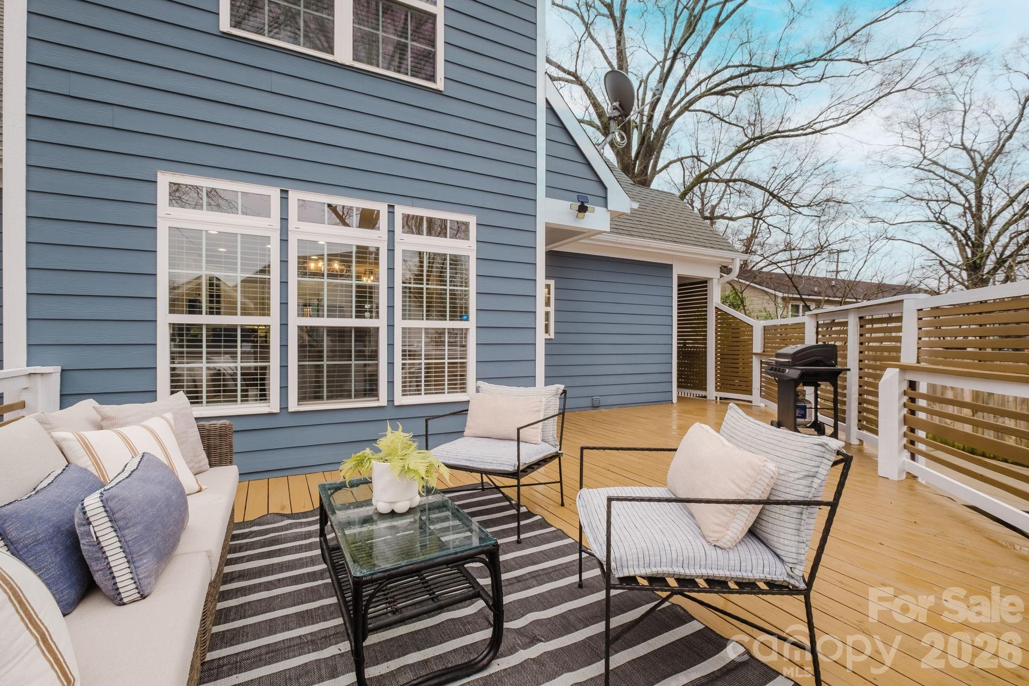 2711 Clemson Avenue — Charlotte