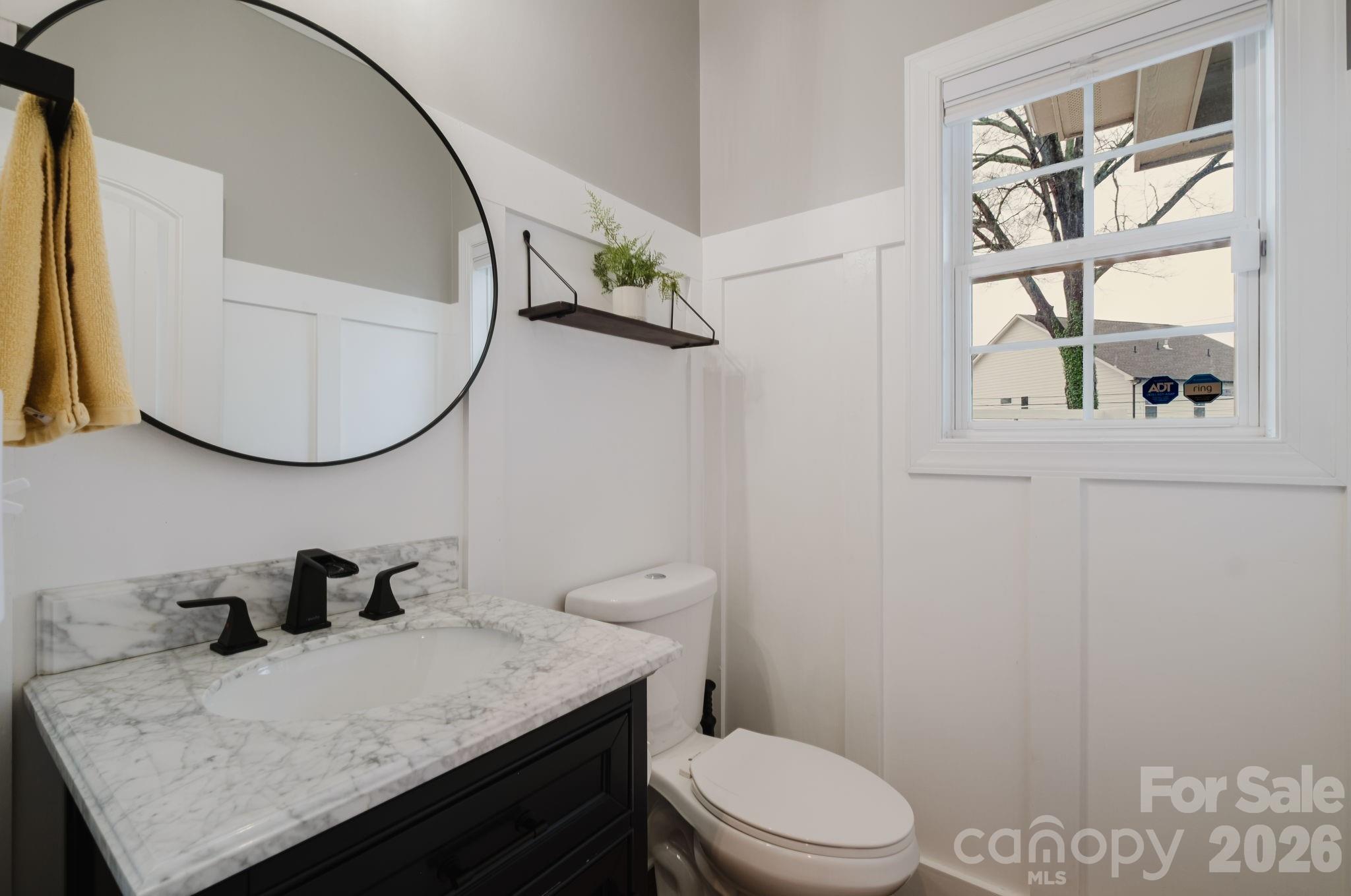 2711 Clemson Avenue — Charlotte
