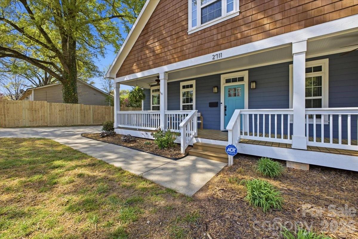 2711 Clemson Avenue — Charlotte