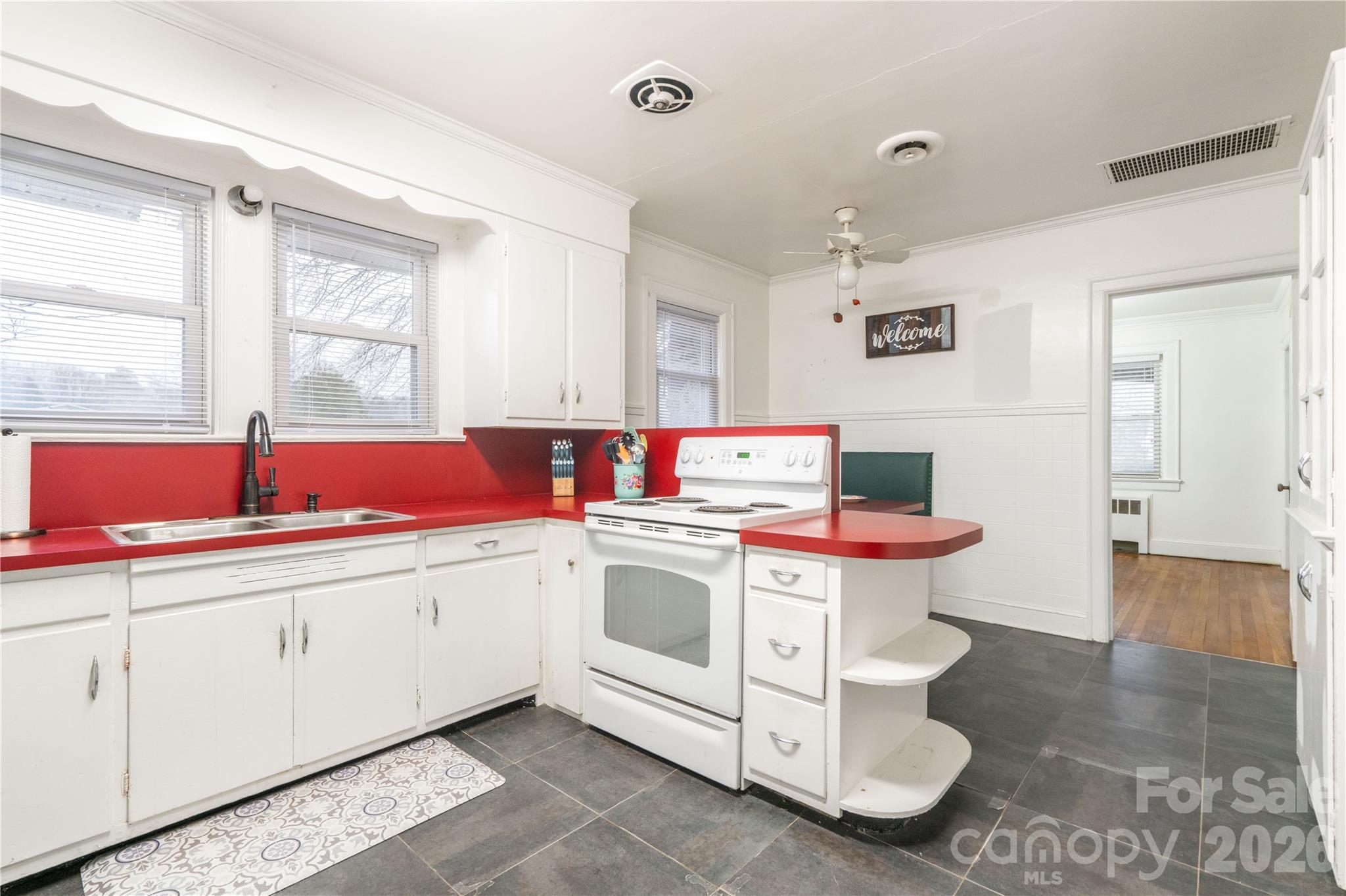 6507 Frieden Church Road — Gibsonville