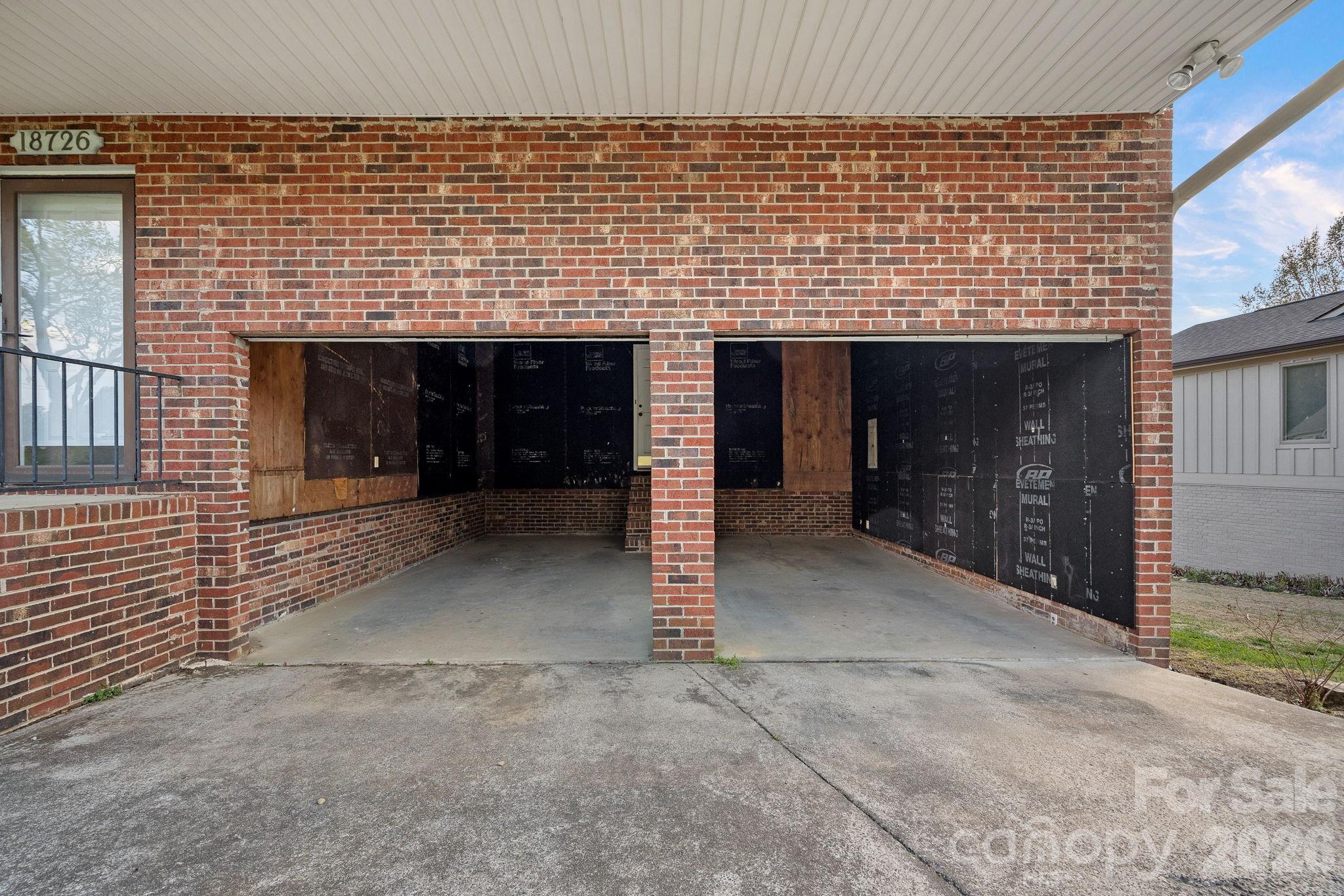 18726 Bluff Point Road — Cornelius