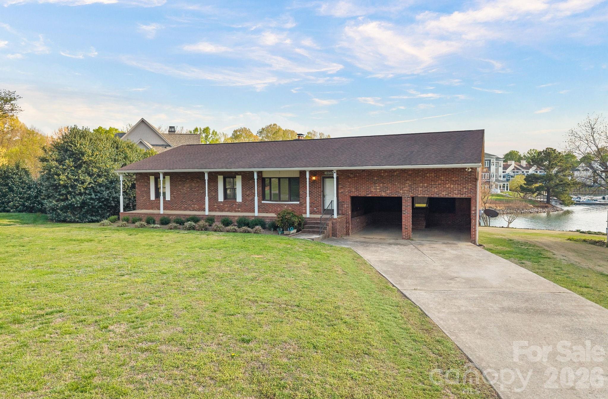 18726 Bluff Point Road — Cornelius