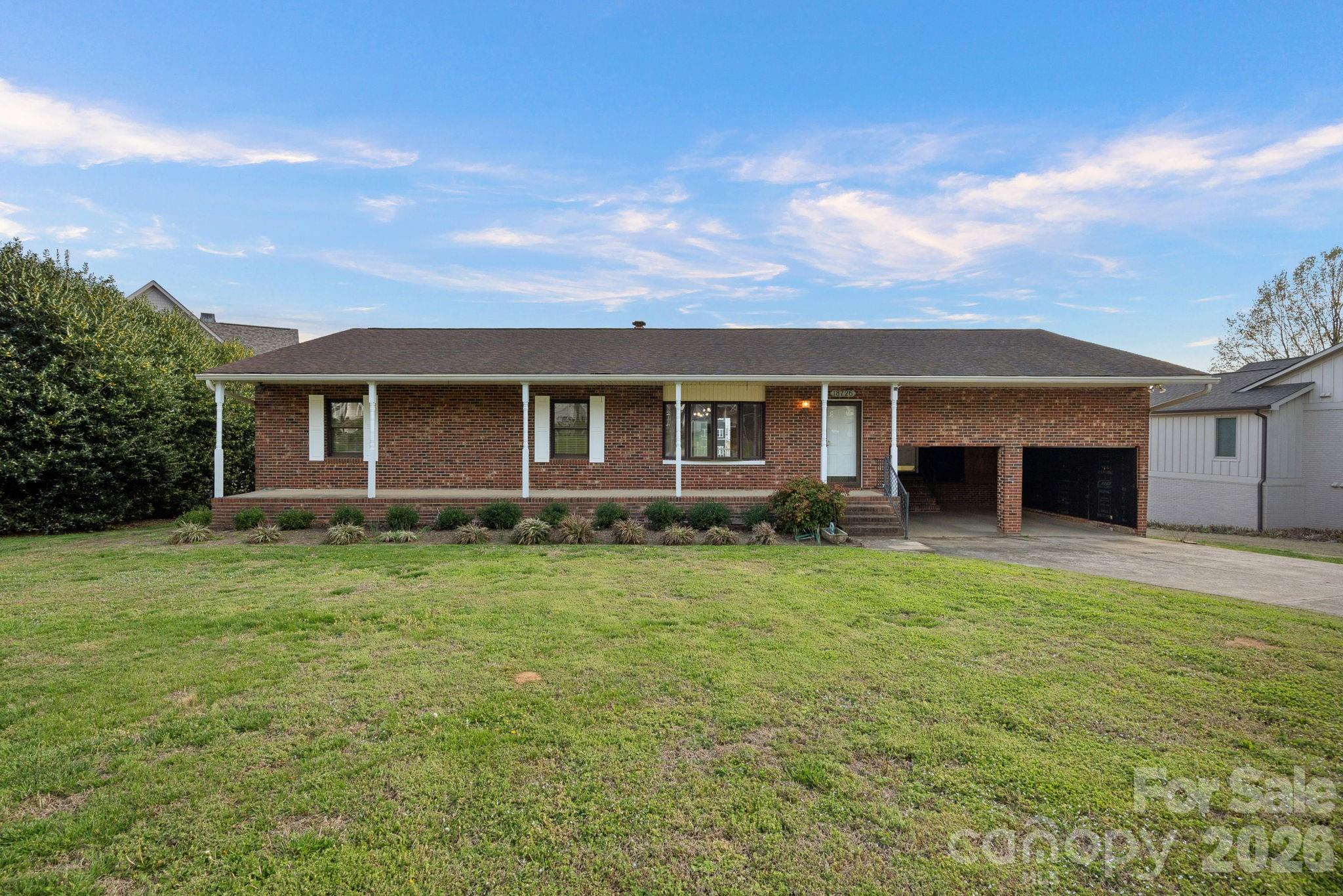 18726 Bluff Point Road — Cornelius
