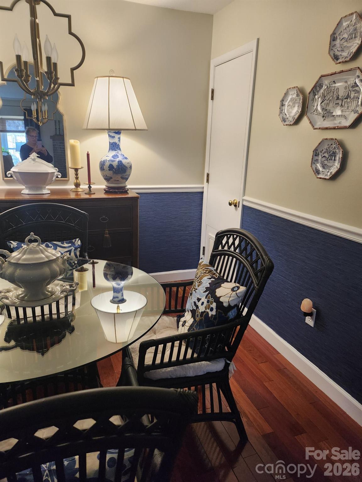 36 Ravencroft Lane — Asheville
