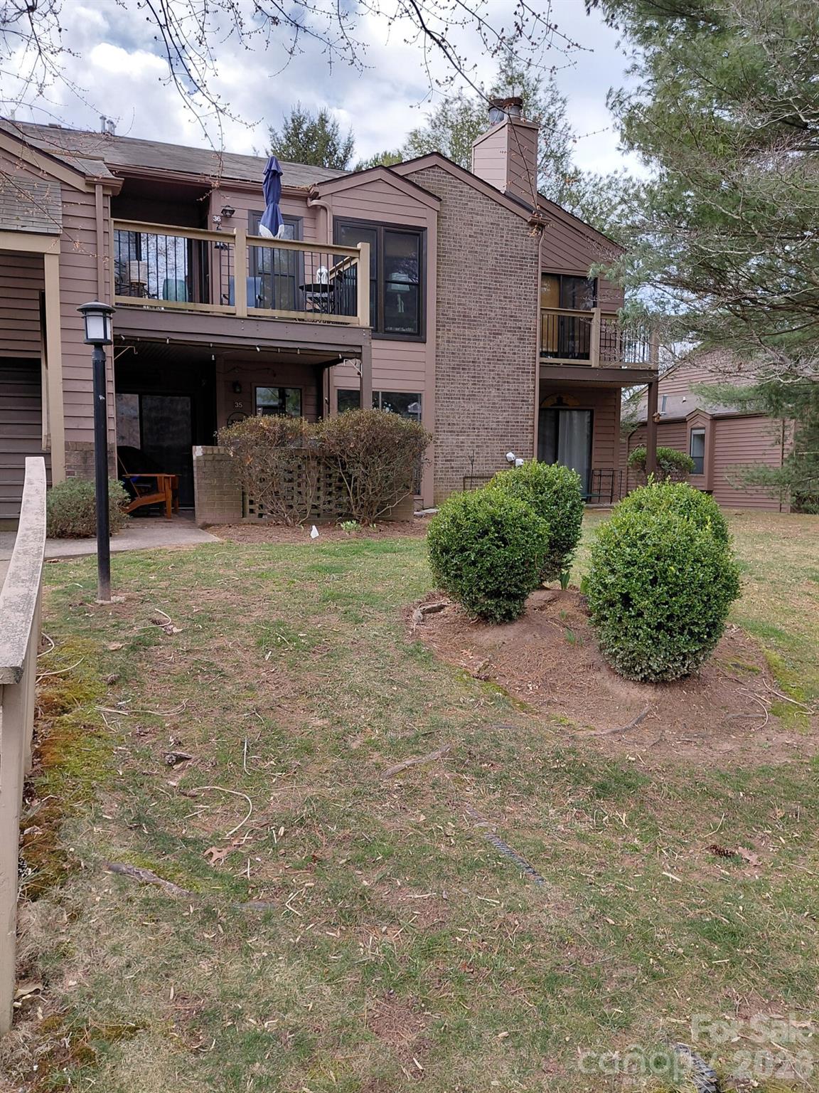 36 Ravencroft Lane — Asheville
