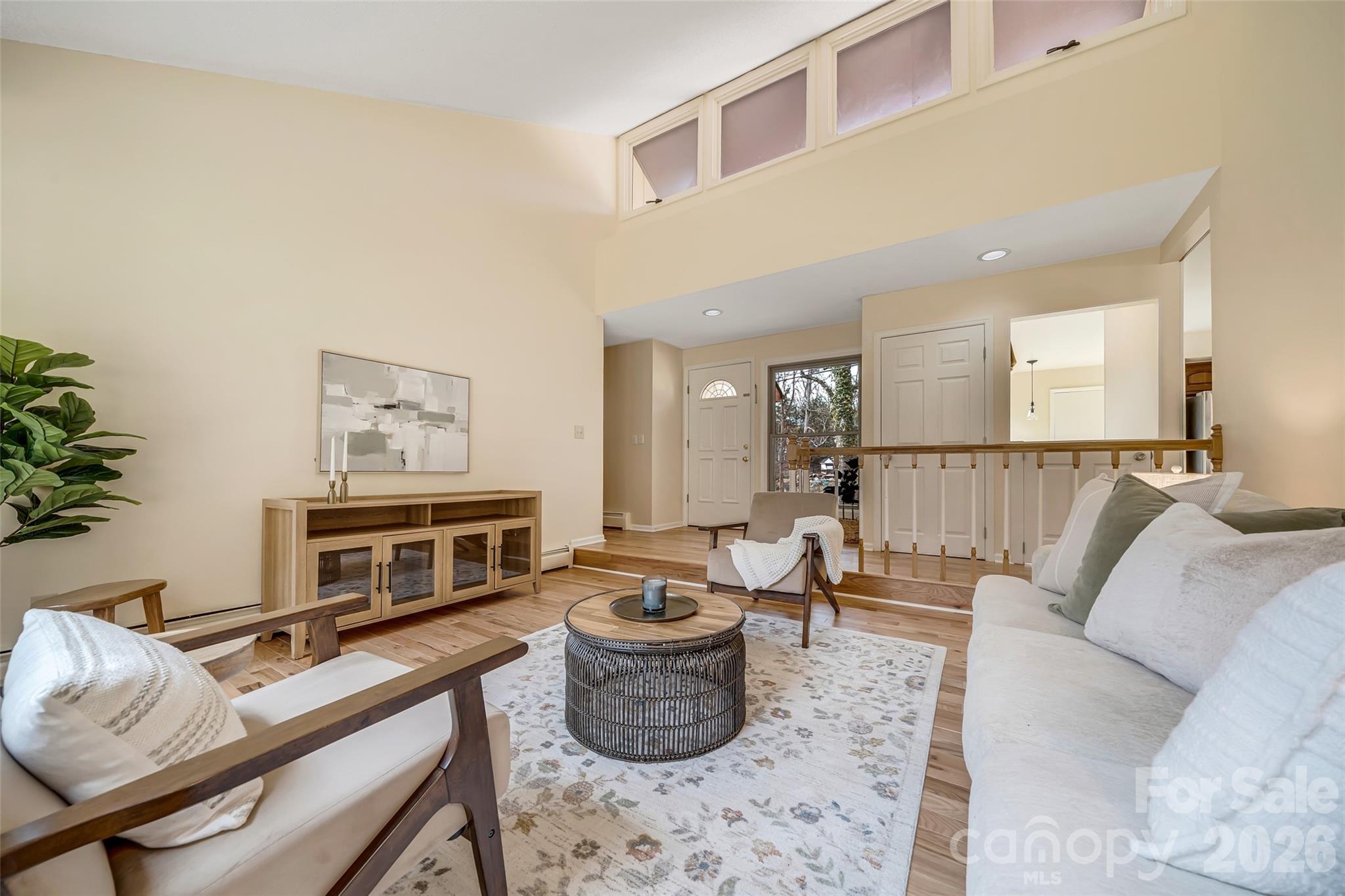 63 Pinecroft Road — Asheville