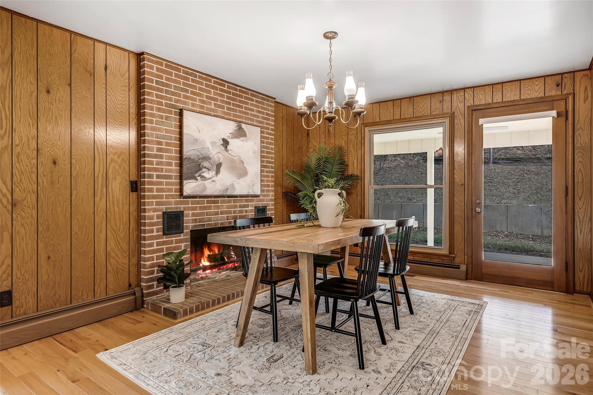 63 Pinecroft Road — Asheville