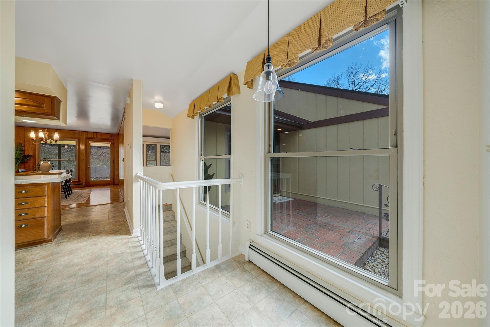 63 Pinecroft Road — Asheville